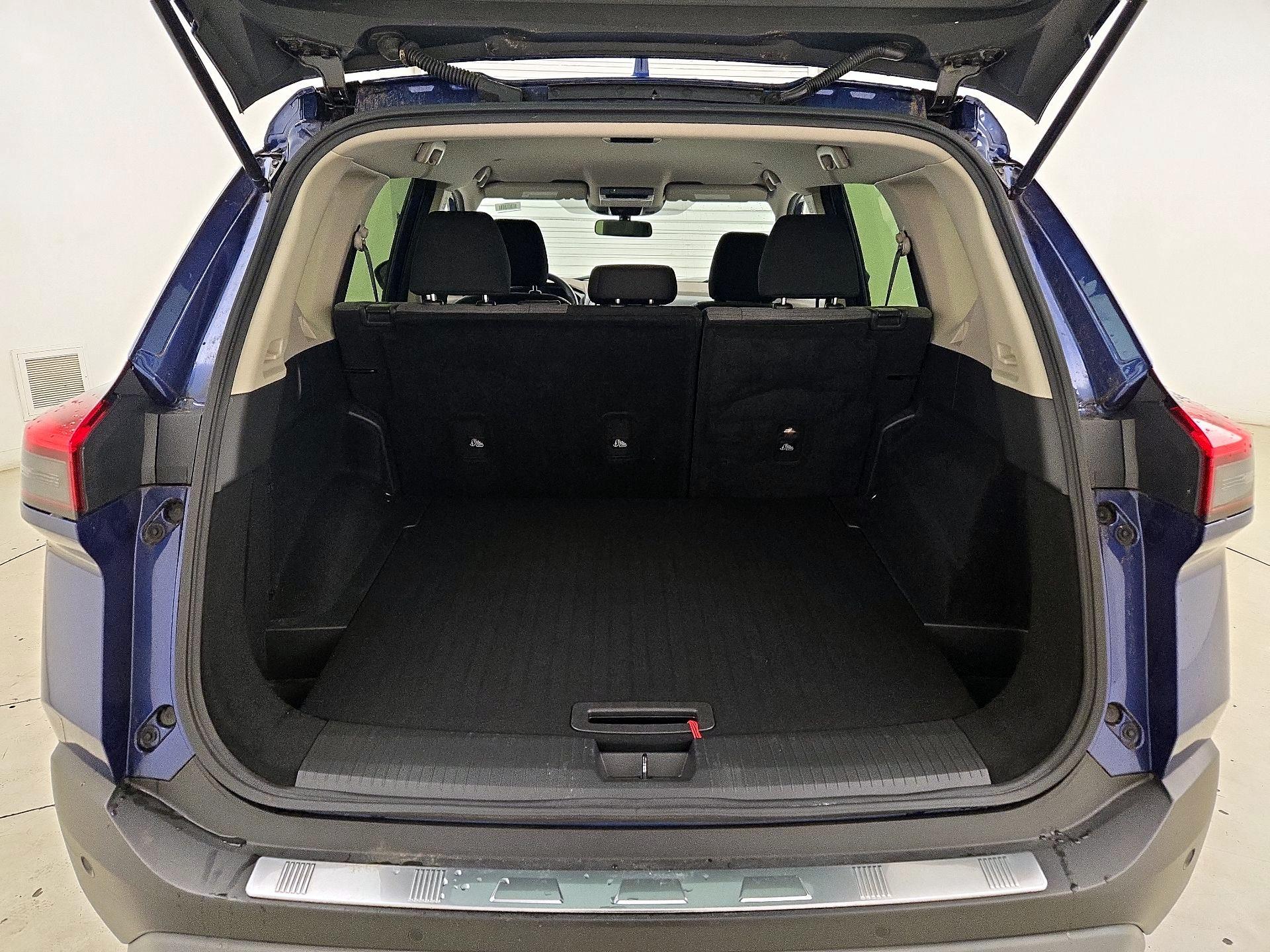 Thumbnail: 2023 Nissan Rogue - 20