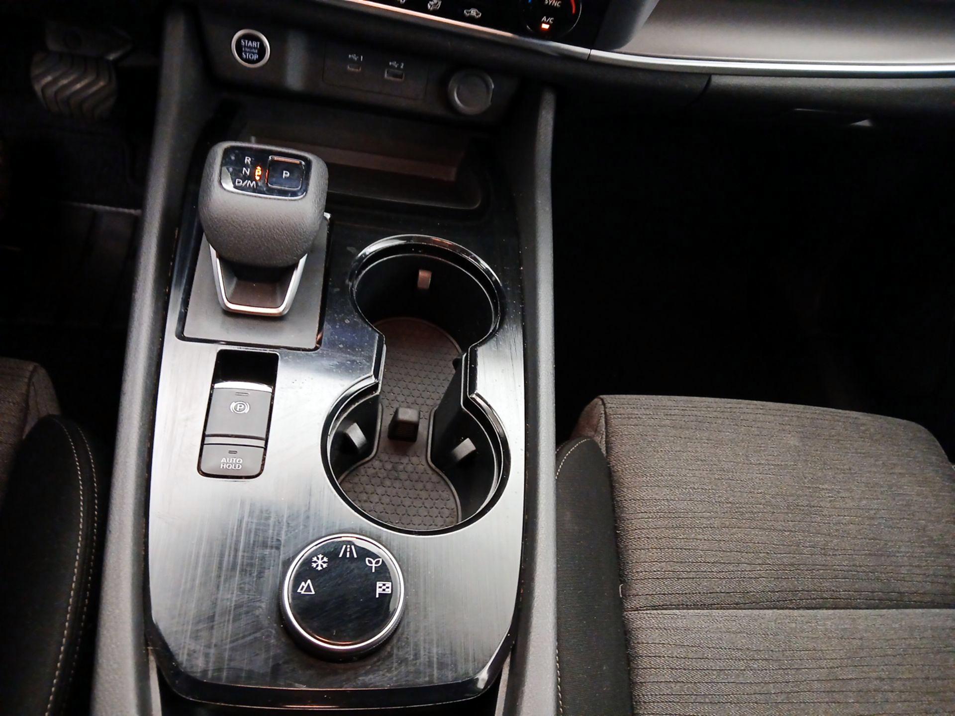 Thumbnail: 2023 Nissan Rogue - 17