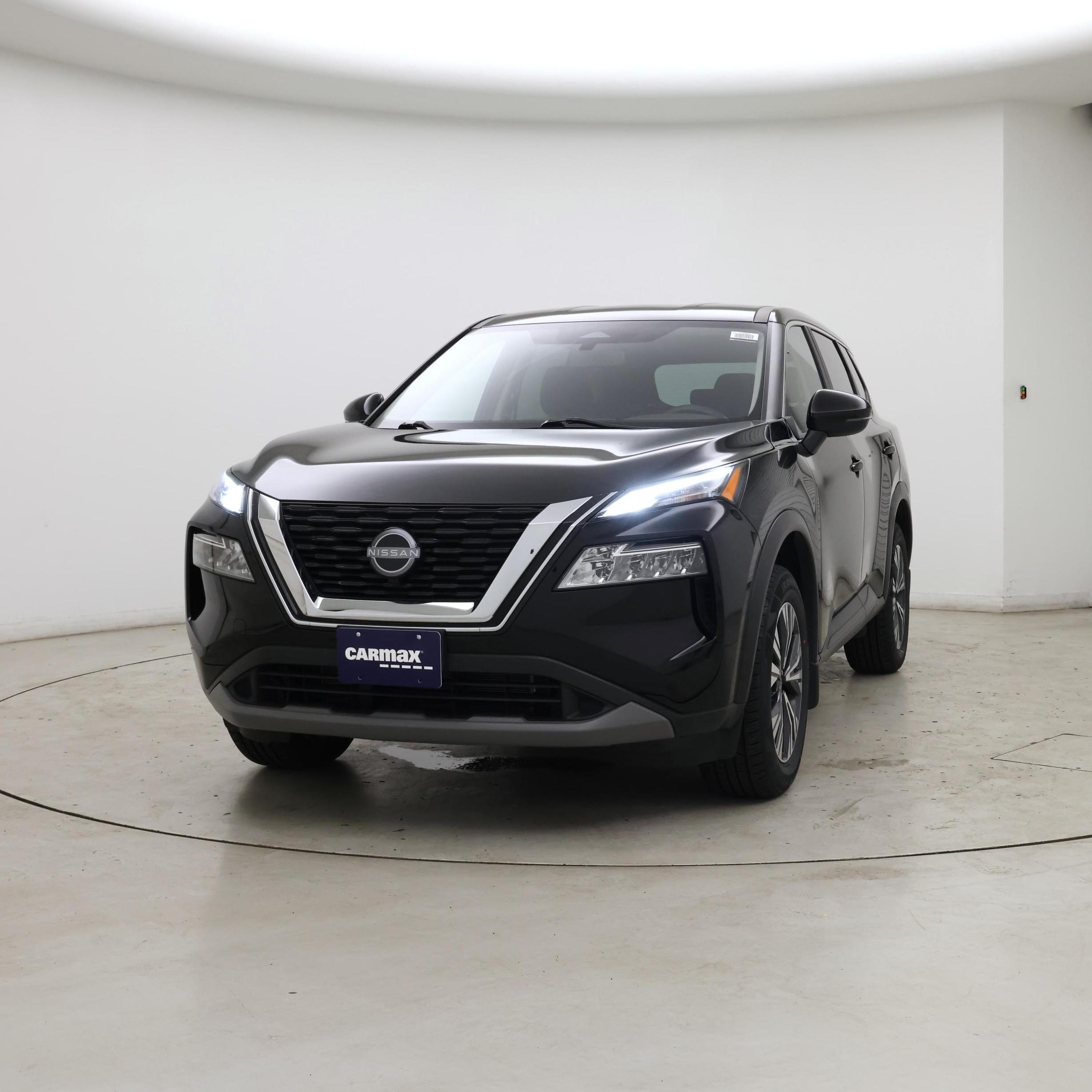 Thumbnail: 2023 Nissan Rogue - 4