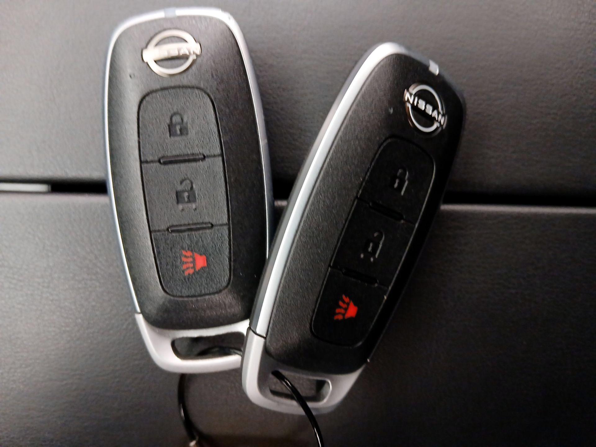 Thumbnail: 2023 Nissan Rogue - 20