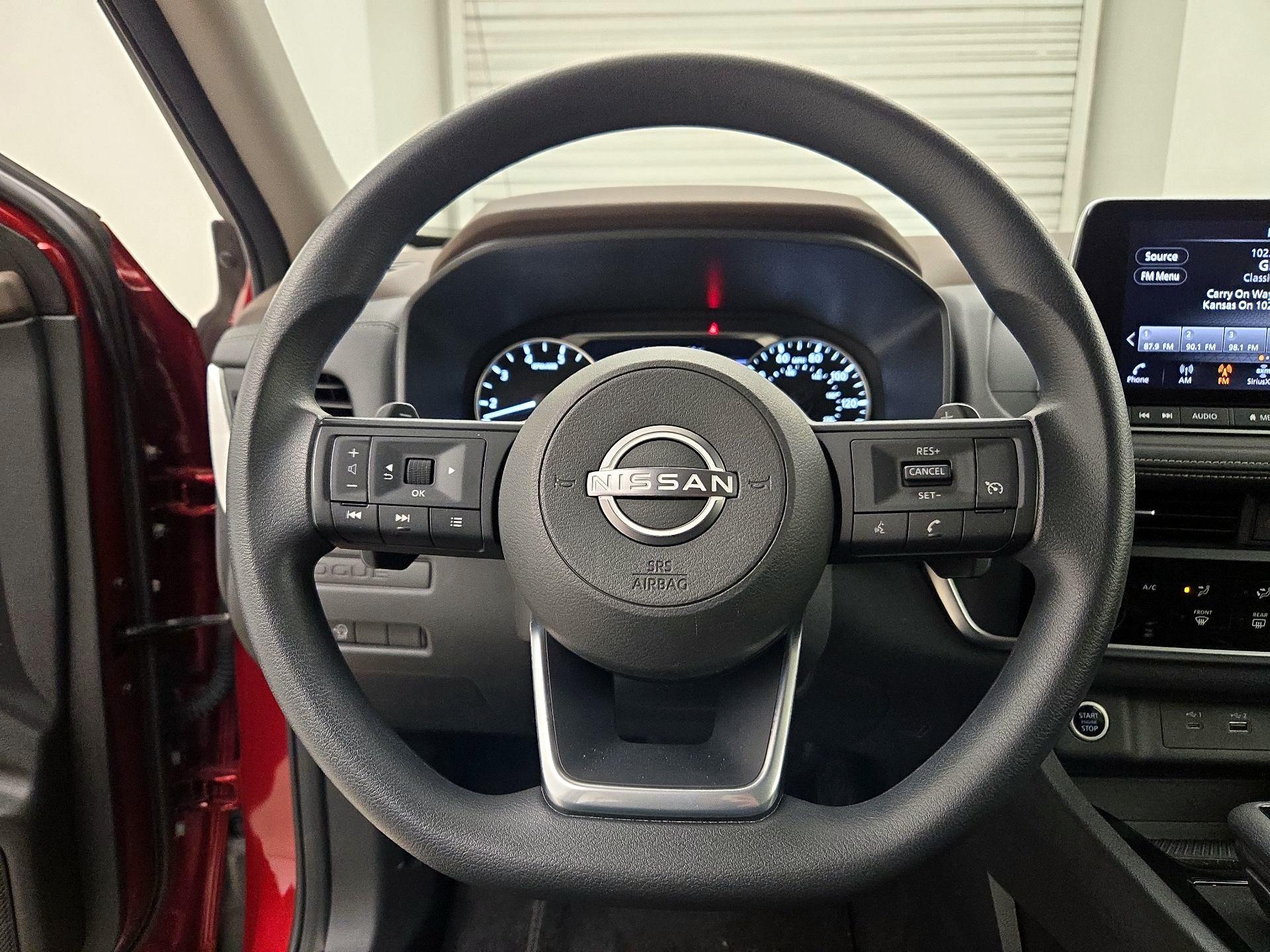 Thumbnail: 2023 Nissan Rogue - 10