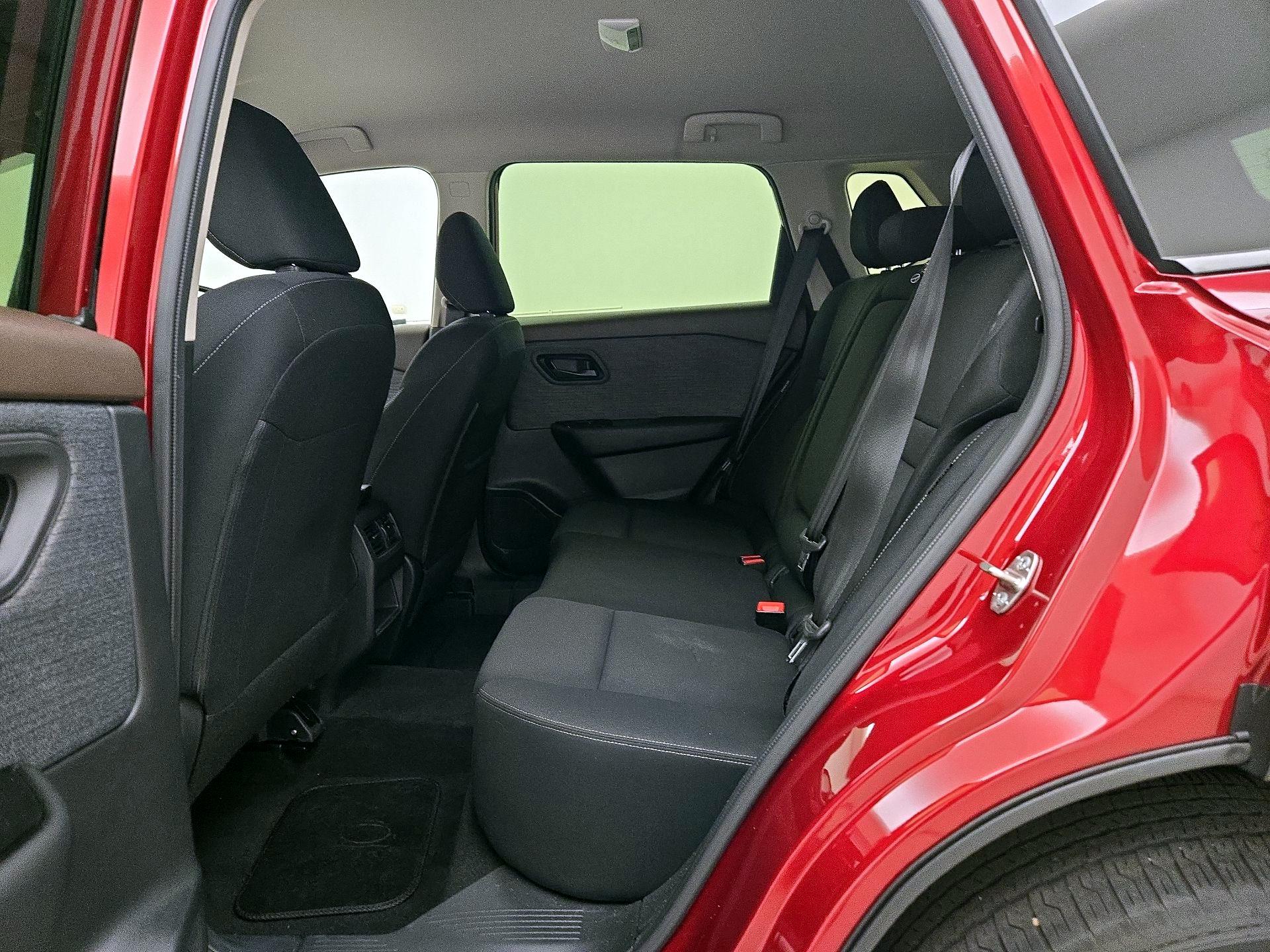 Thumbnail: 2023 Nissan Rogue - 19