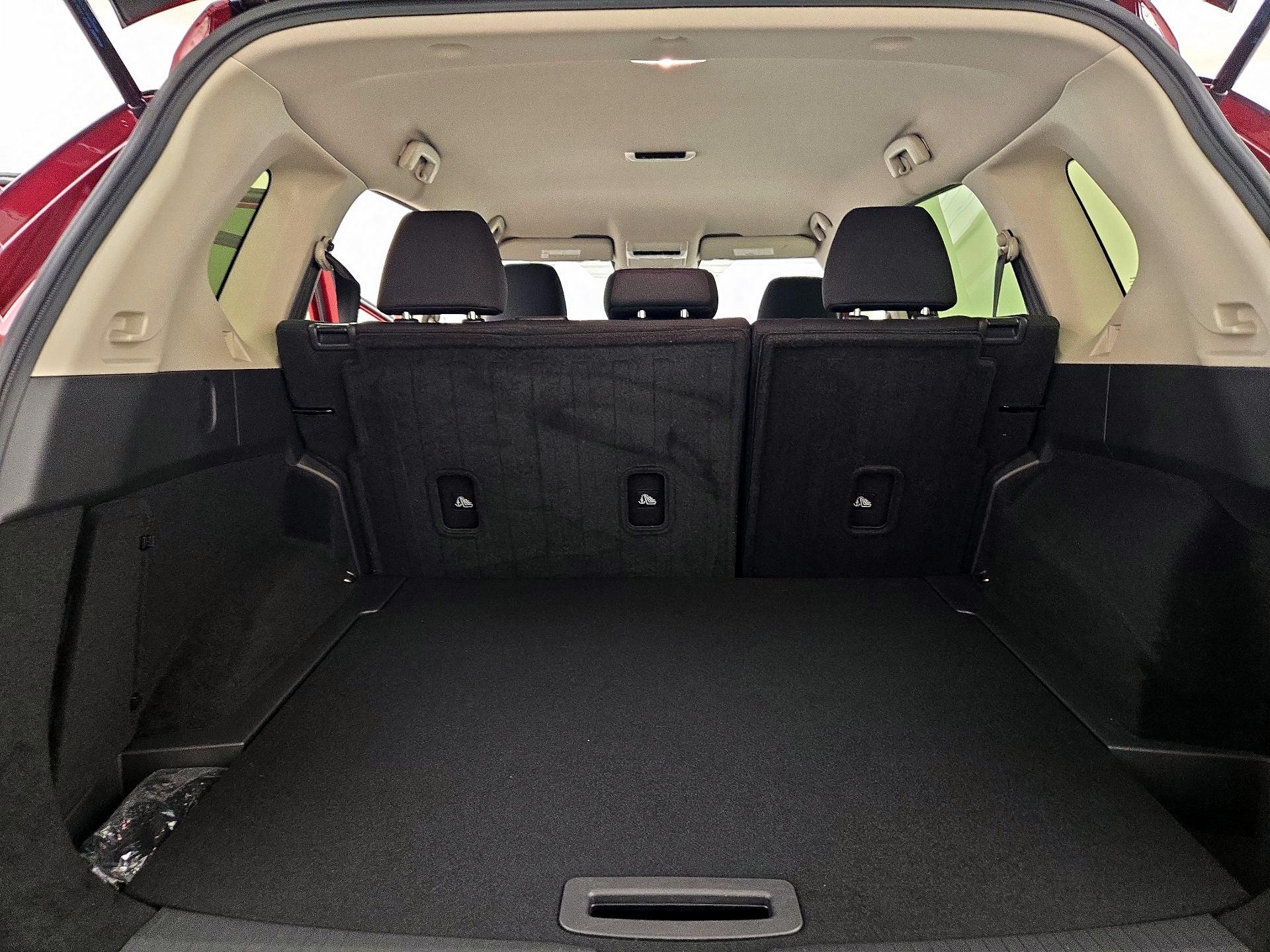 Thumbnail: 2023 Nissan Rogue - 20