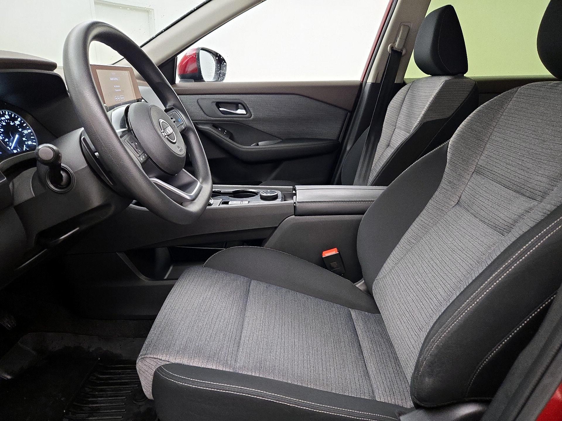 Thumbnail: 2023 Nissan Rogue - 11