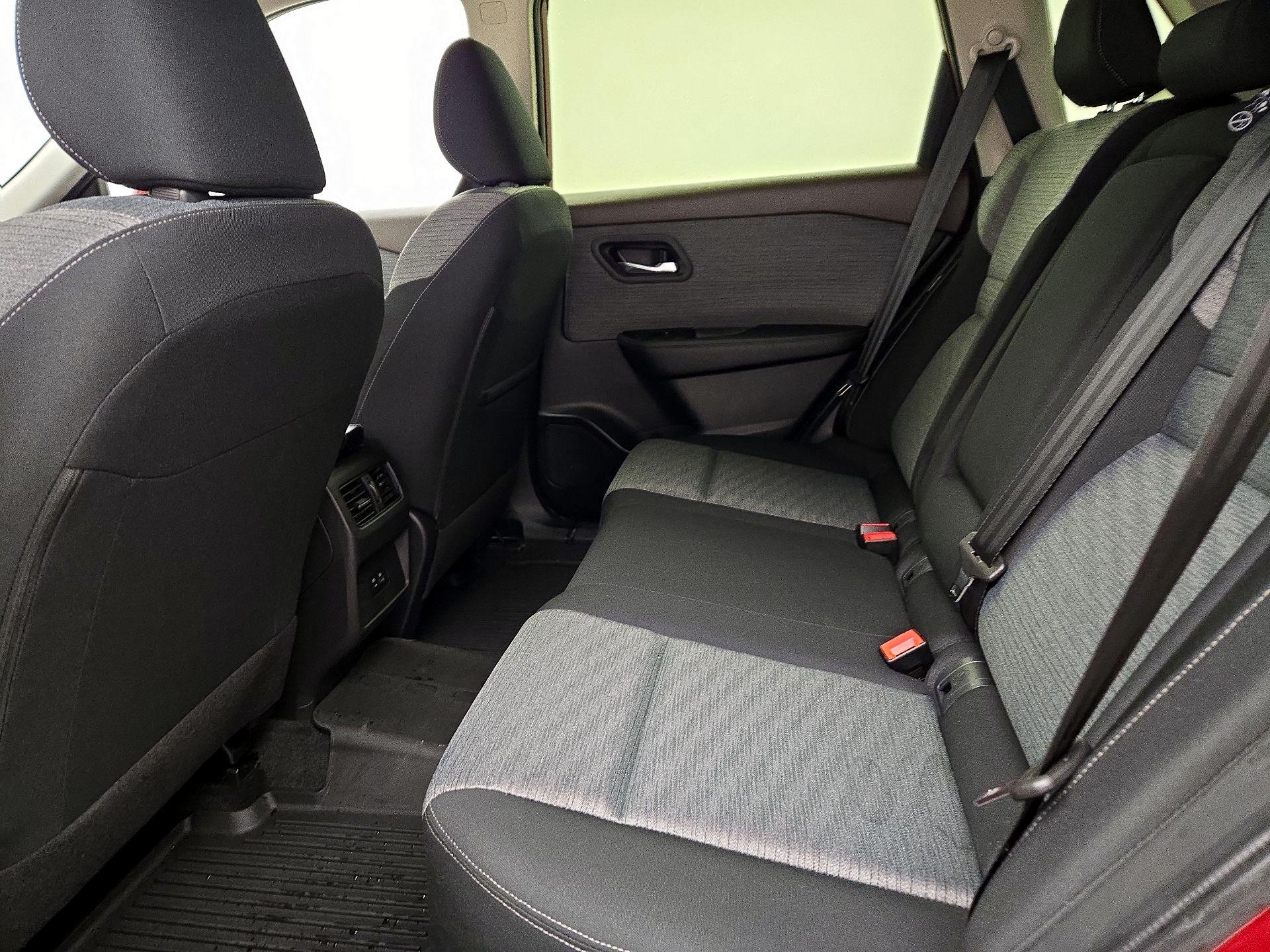 Thumbnail: 2023 Nissan Rogue - 19