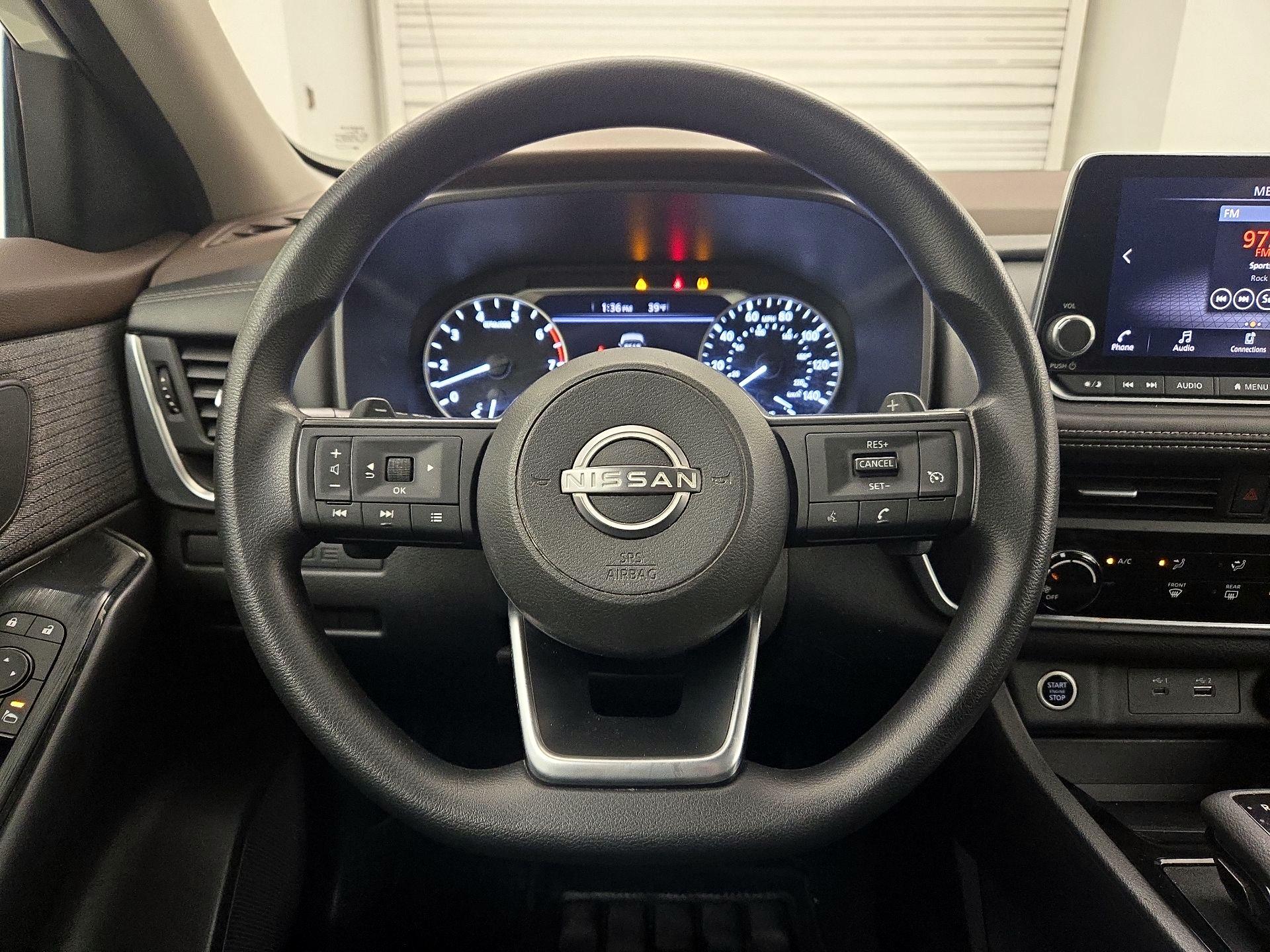 Thumbnail: 2023 Nissan Rogue - 10