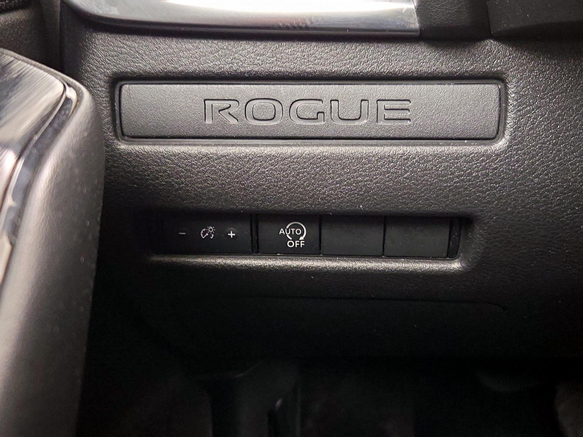 Thumbnail: 2023 Nissan Rogue - 13