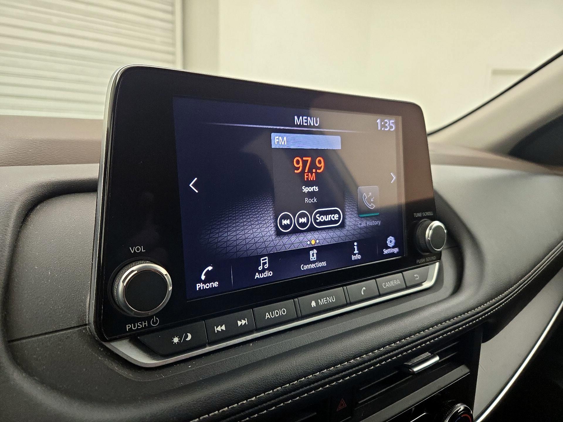 Thumbnail: 2023 Nissan Rogue - 15