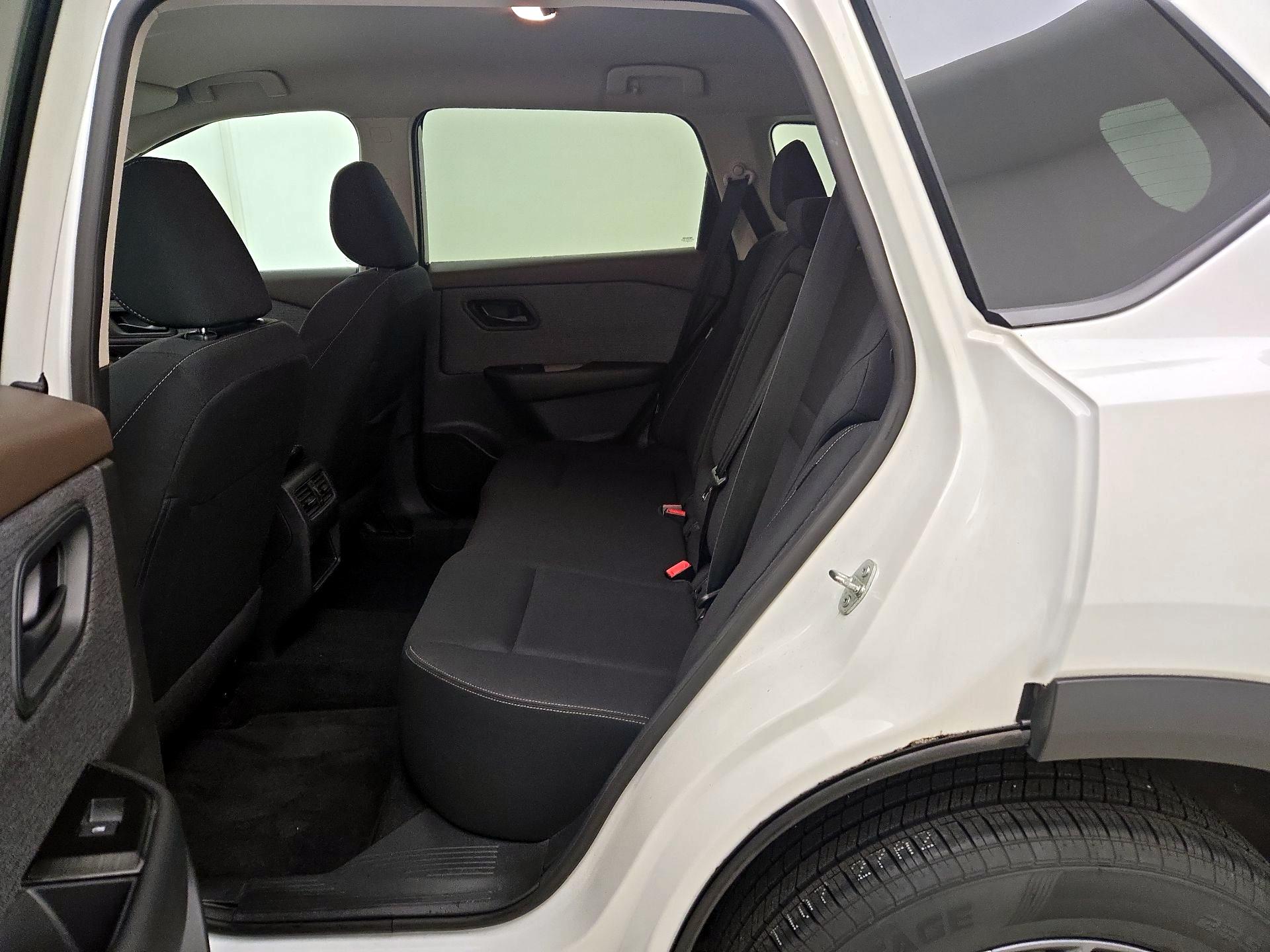 Thumbnail: 2023 Nissan Rogue - 19