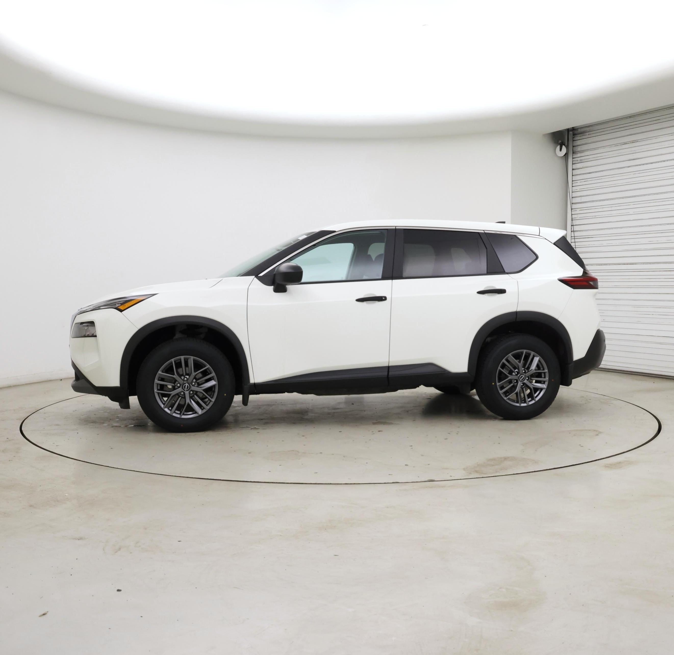 Thumbnail: 2023 Nissan Rogue - 3