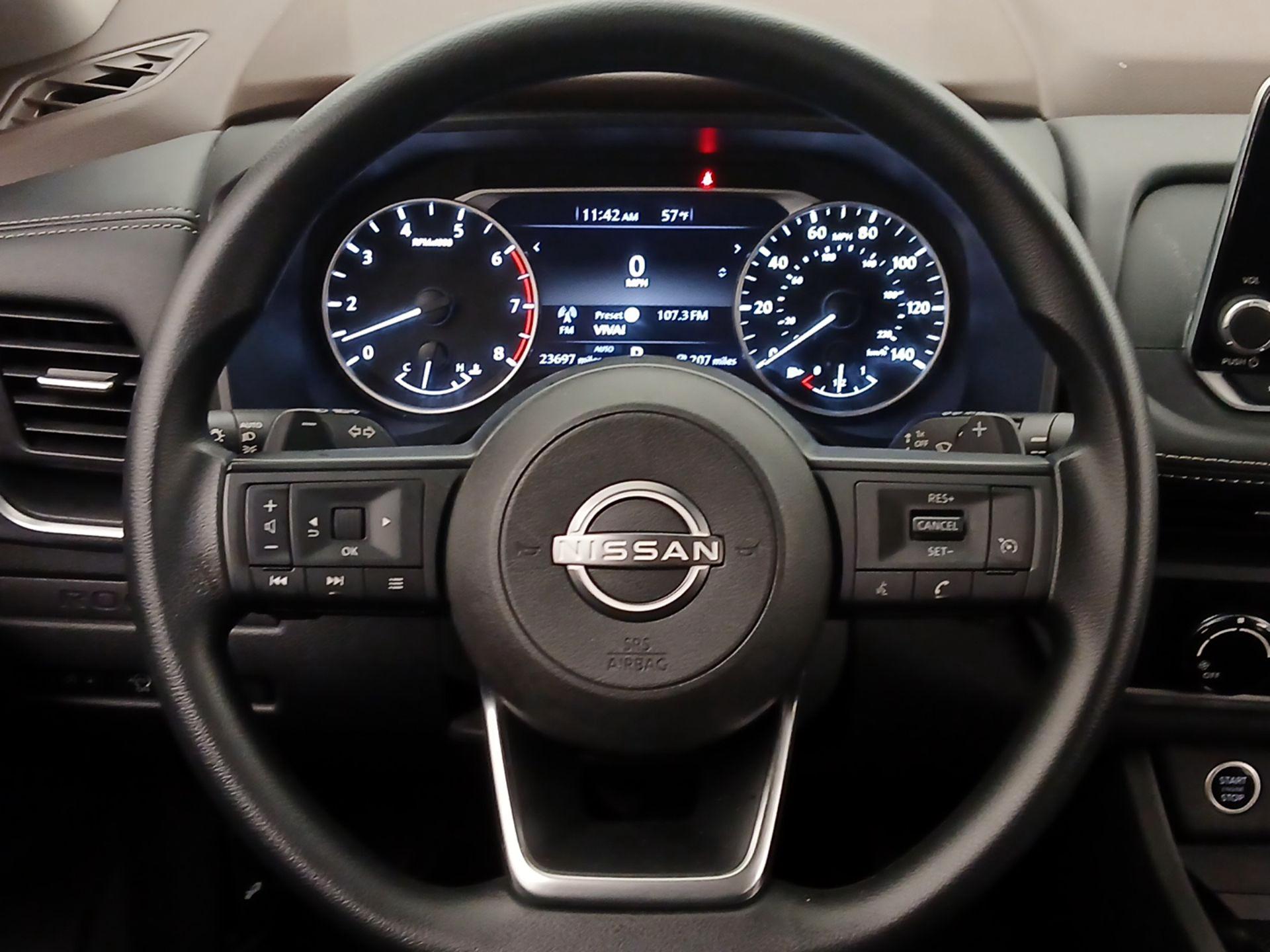 Thumbnail: 2023 Nissan Rogue - 10