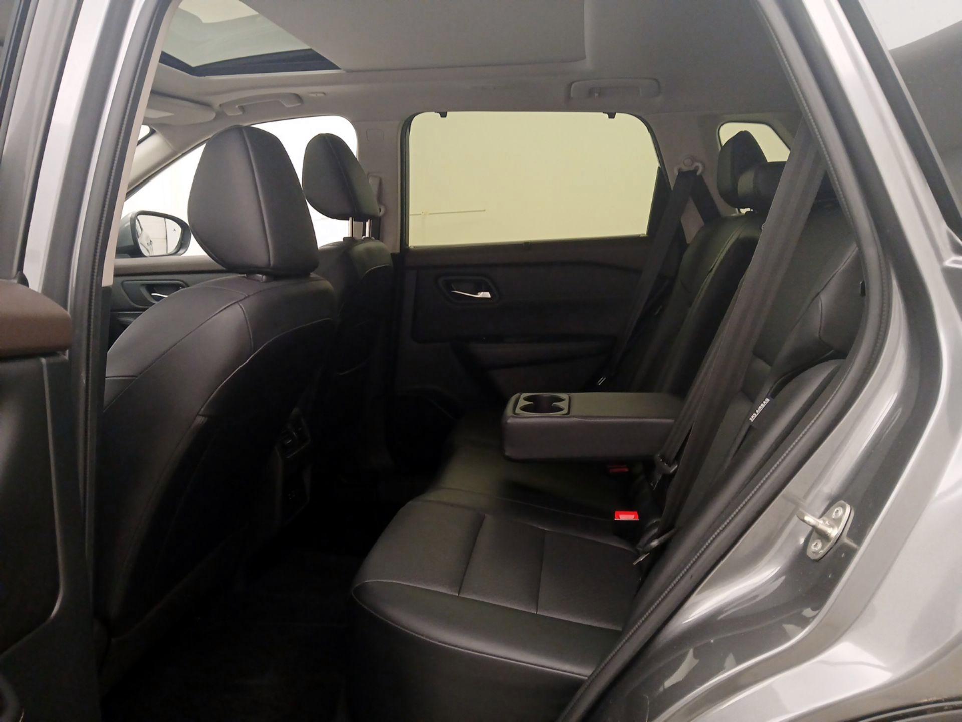 Thumbnail: 2023 Nissan Rogue - 20