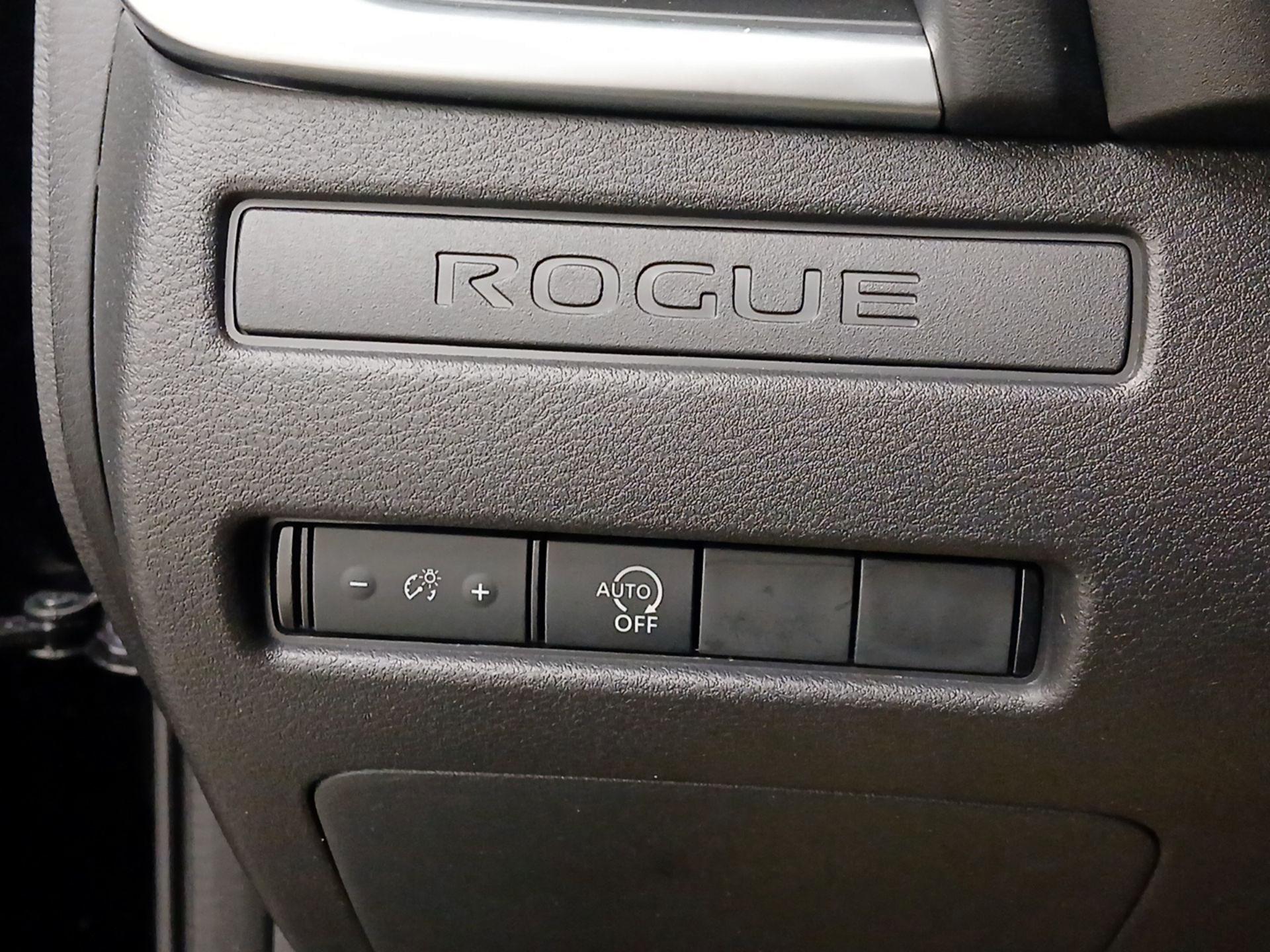 Thumbnail: 2023 Nissan Rogue - 13