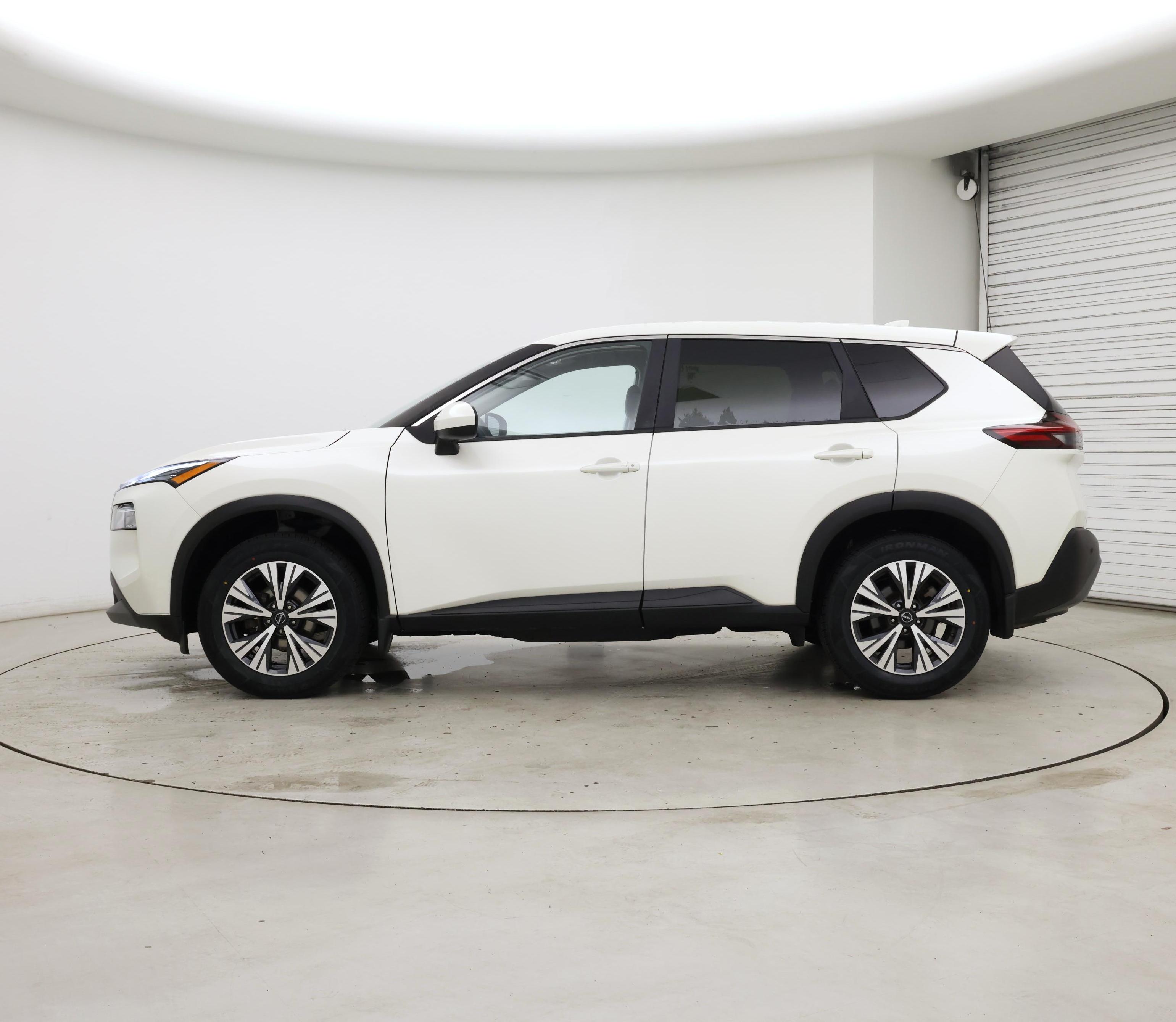 Thumbnail: 2023 Nissan Rogue - 3