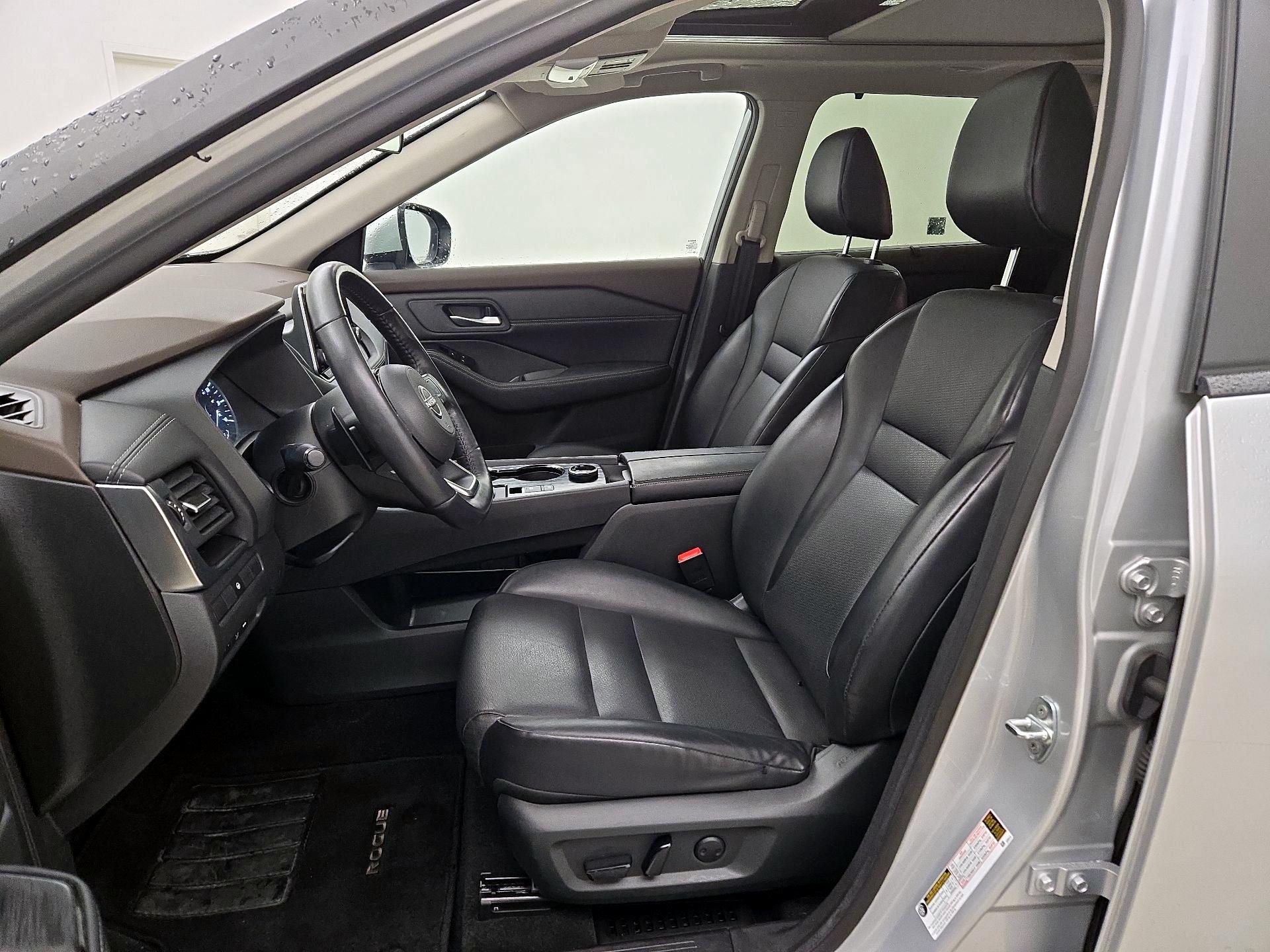 Thumbnail: 2023 Nissan Rogue - 11