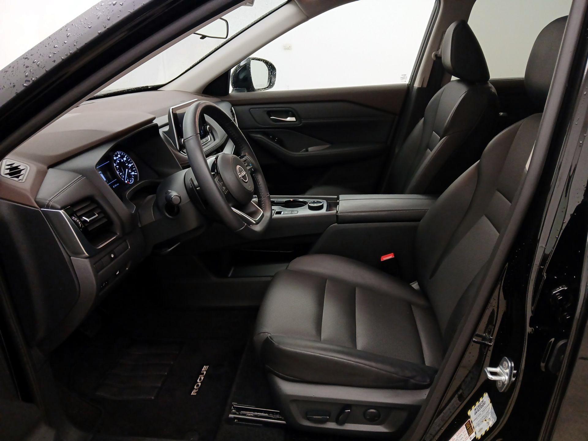 Thumbnail: 2023 Nissan Rogue - 11