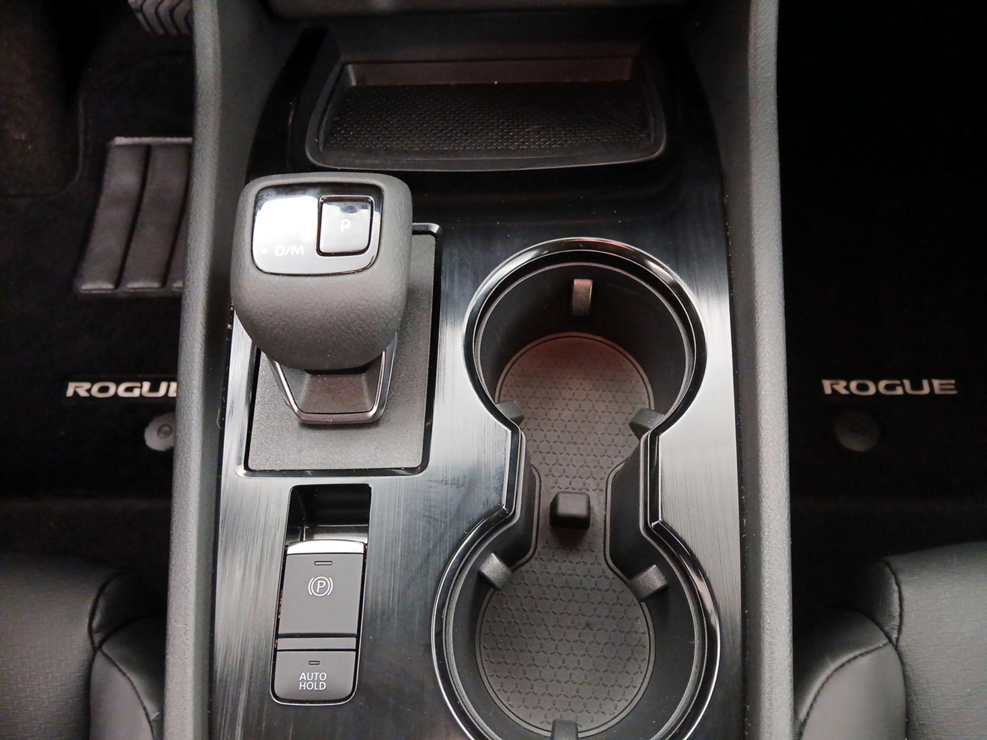 Thumbnail: 2023 Nissan Rogue - 17