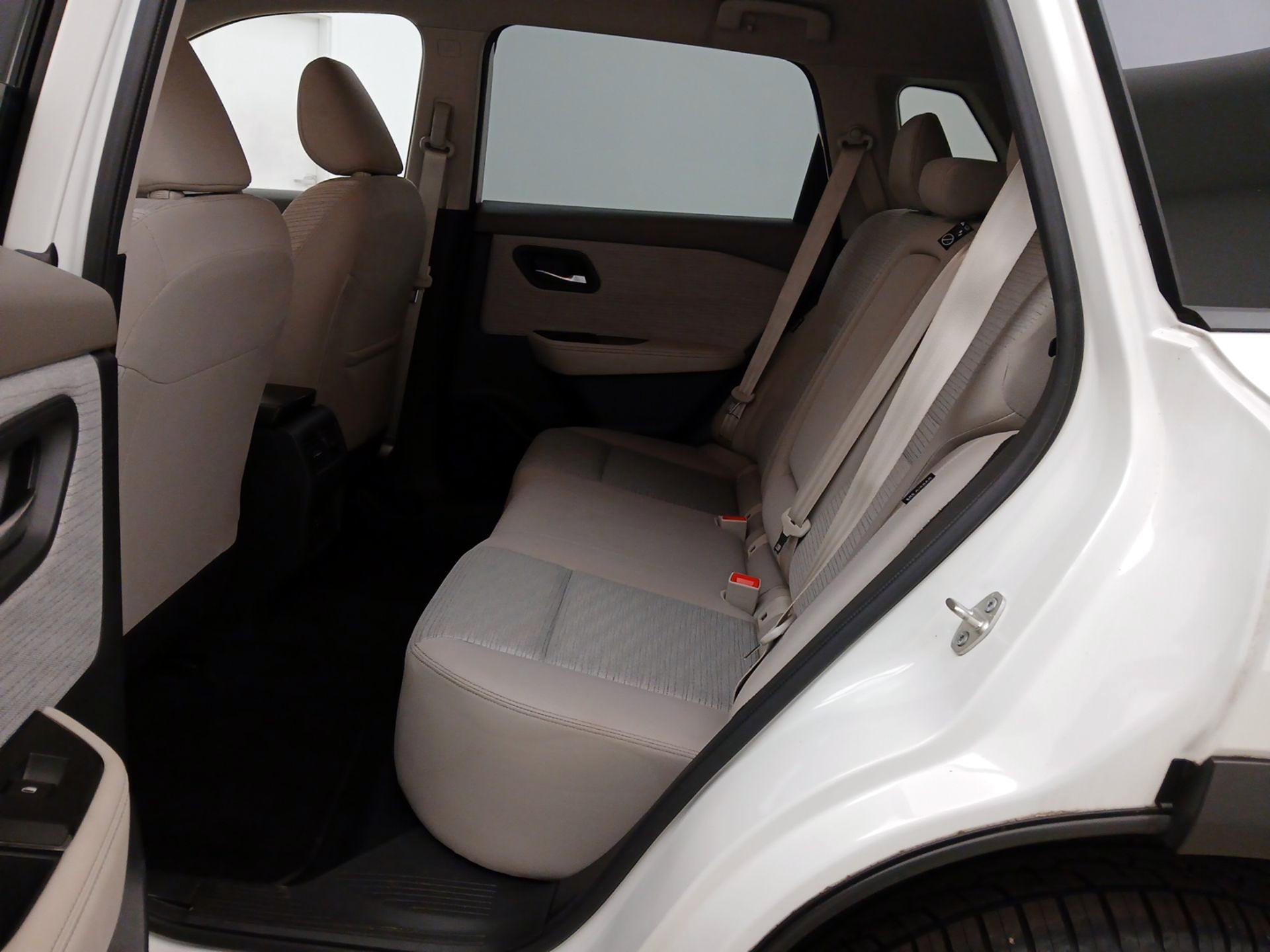 Thumbnail: 2023 Nissan Rogue - 19