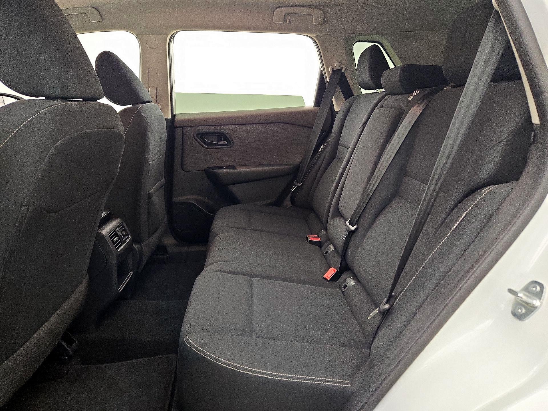 Thumbnail: 2023 Nissan Rogue - 17