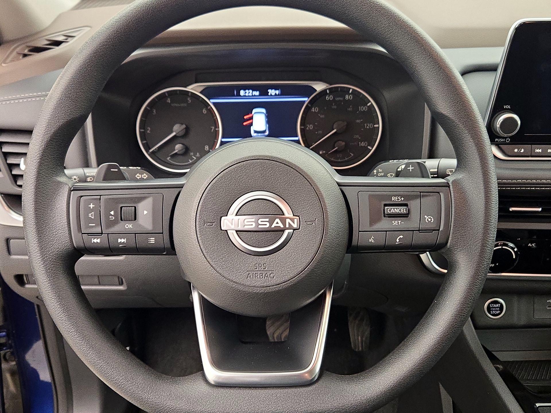 Thumbnail: 2023 Nissan Rogue - 10