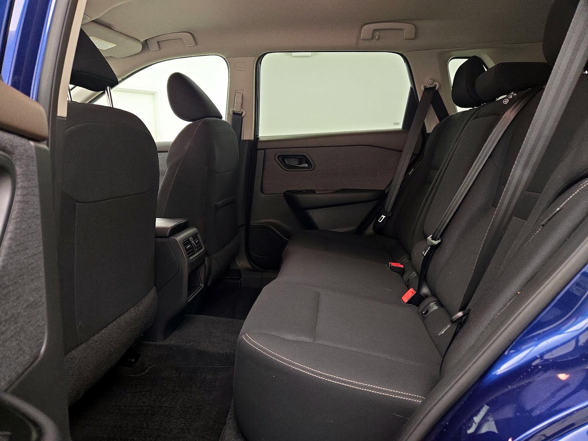 Thumbnail: 2023 Nissan Rogue - 19