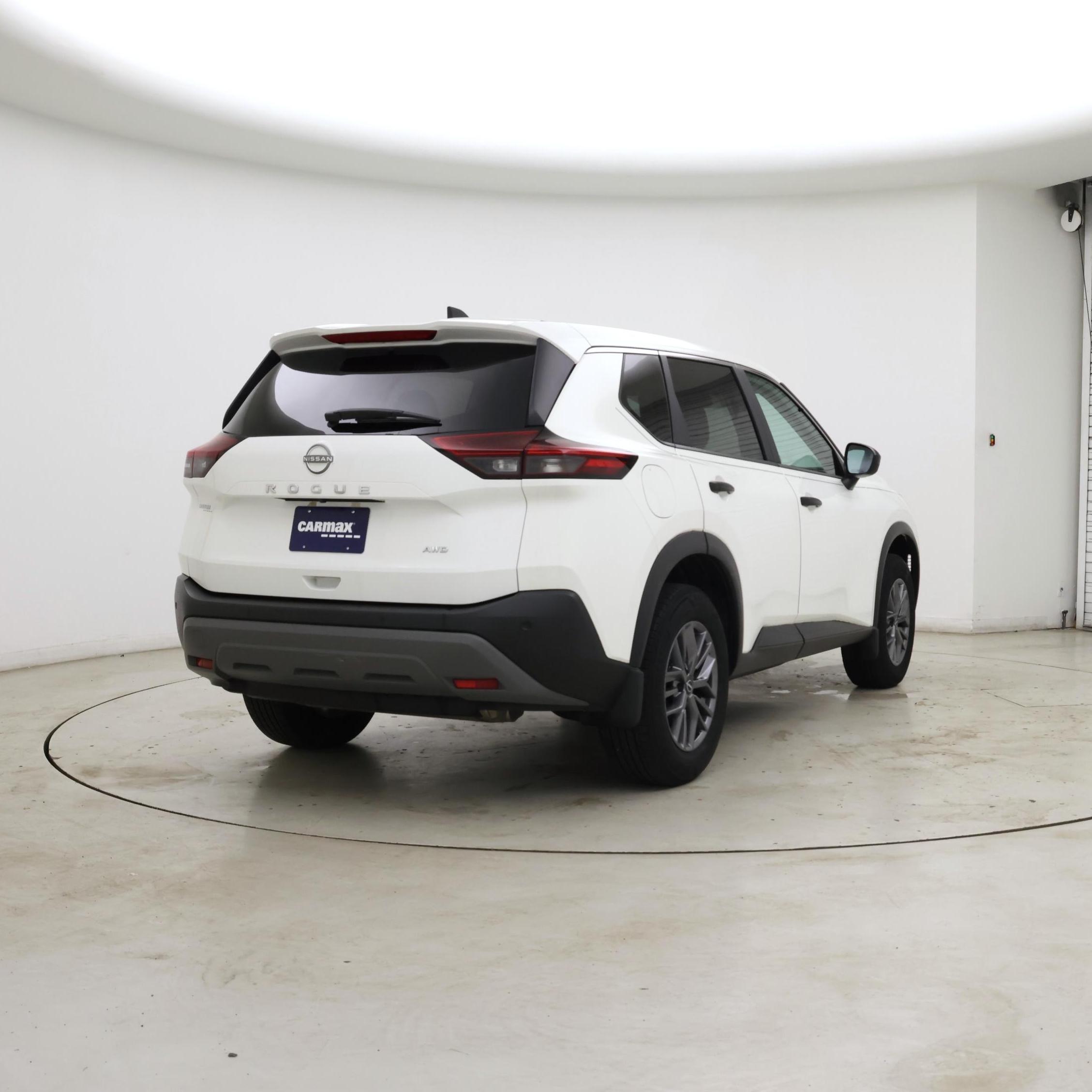 Thumbnail: 2023 Nissan Rogue - 8