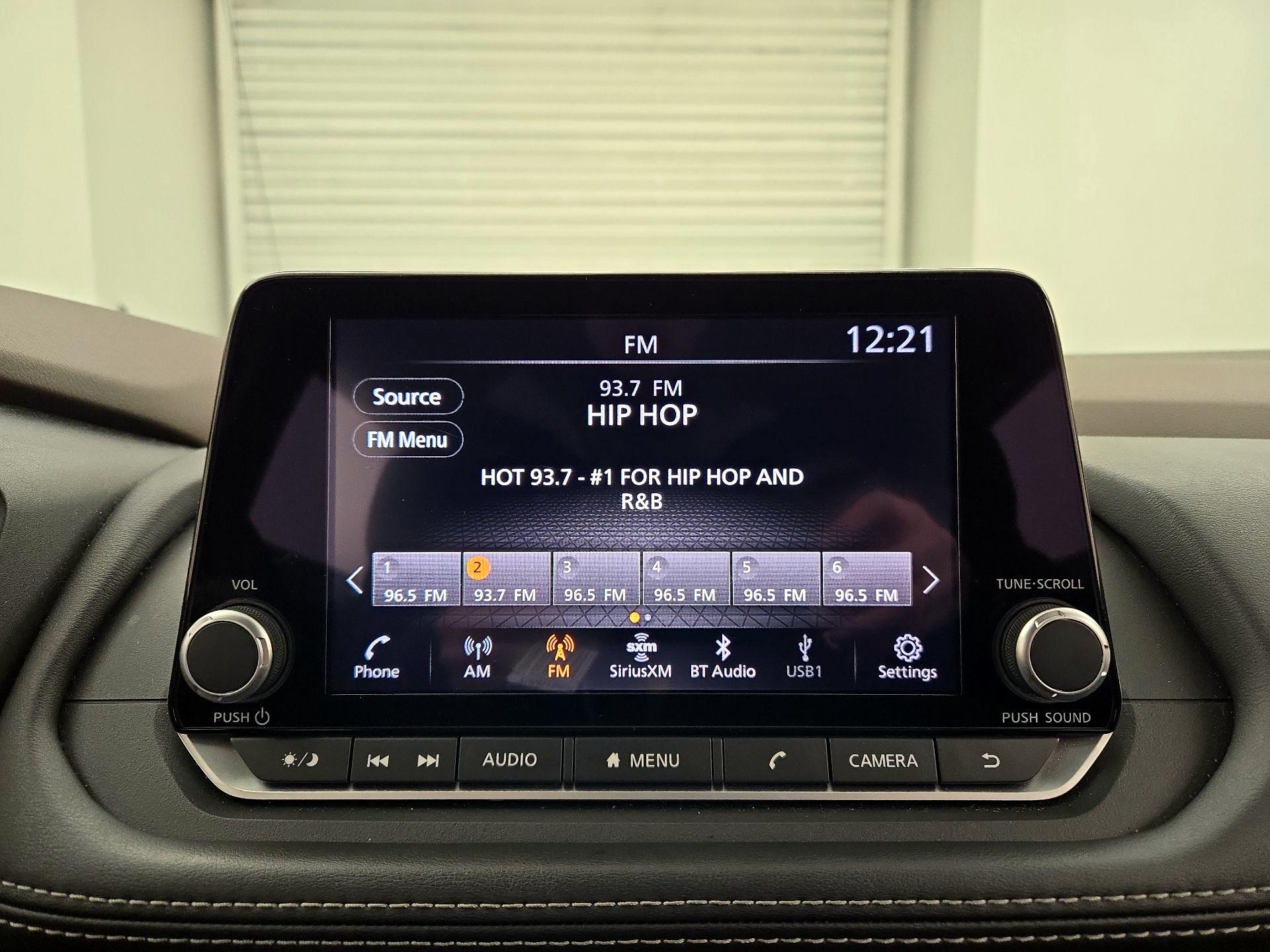 Thumbnail: 2023 Nissan Rogue - 14