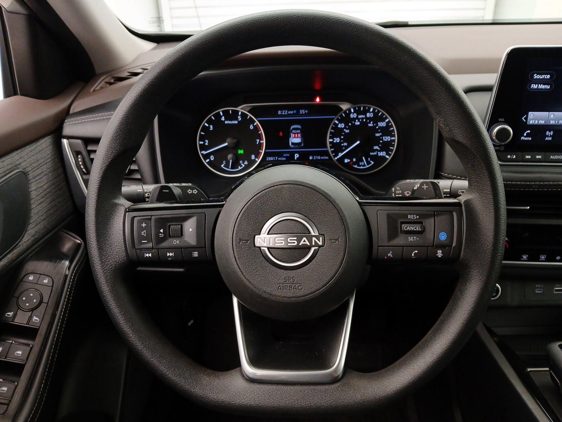 Thumbnail: 2023 Nissan Rogue - 10