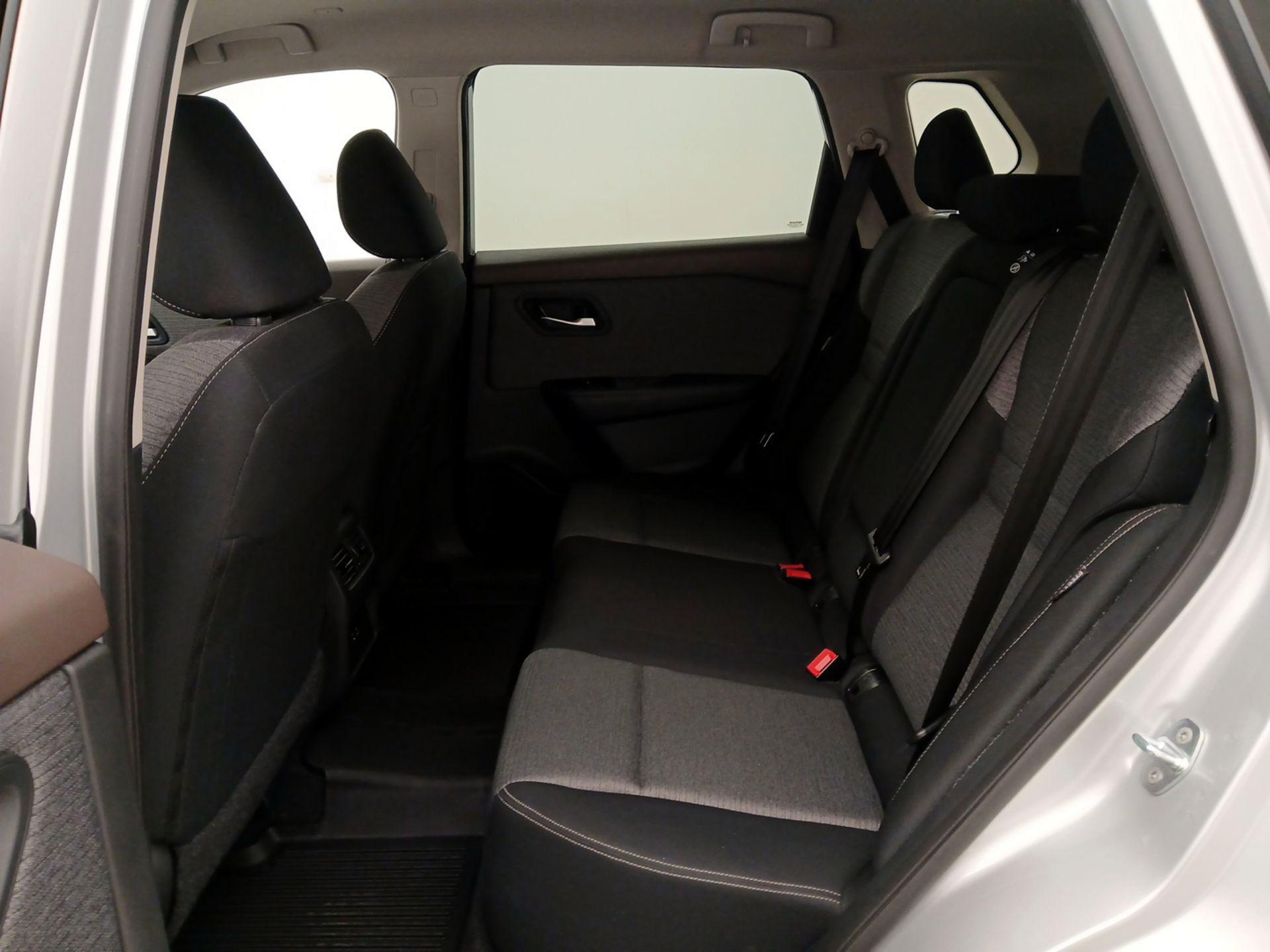 Thumbnail: 2023 Nissan Rogue - 19