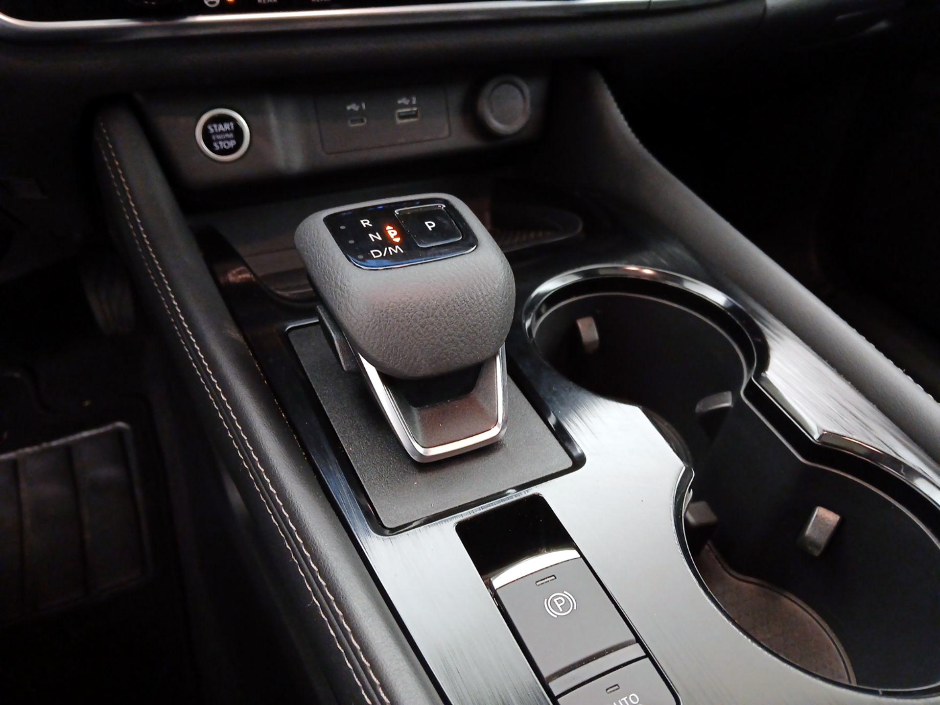 Thumbnail: 2023 Nissan Rogue - 18