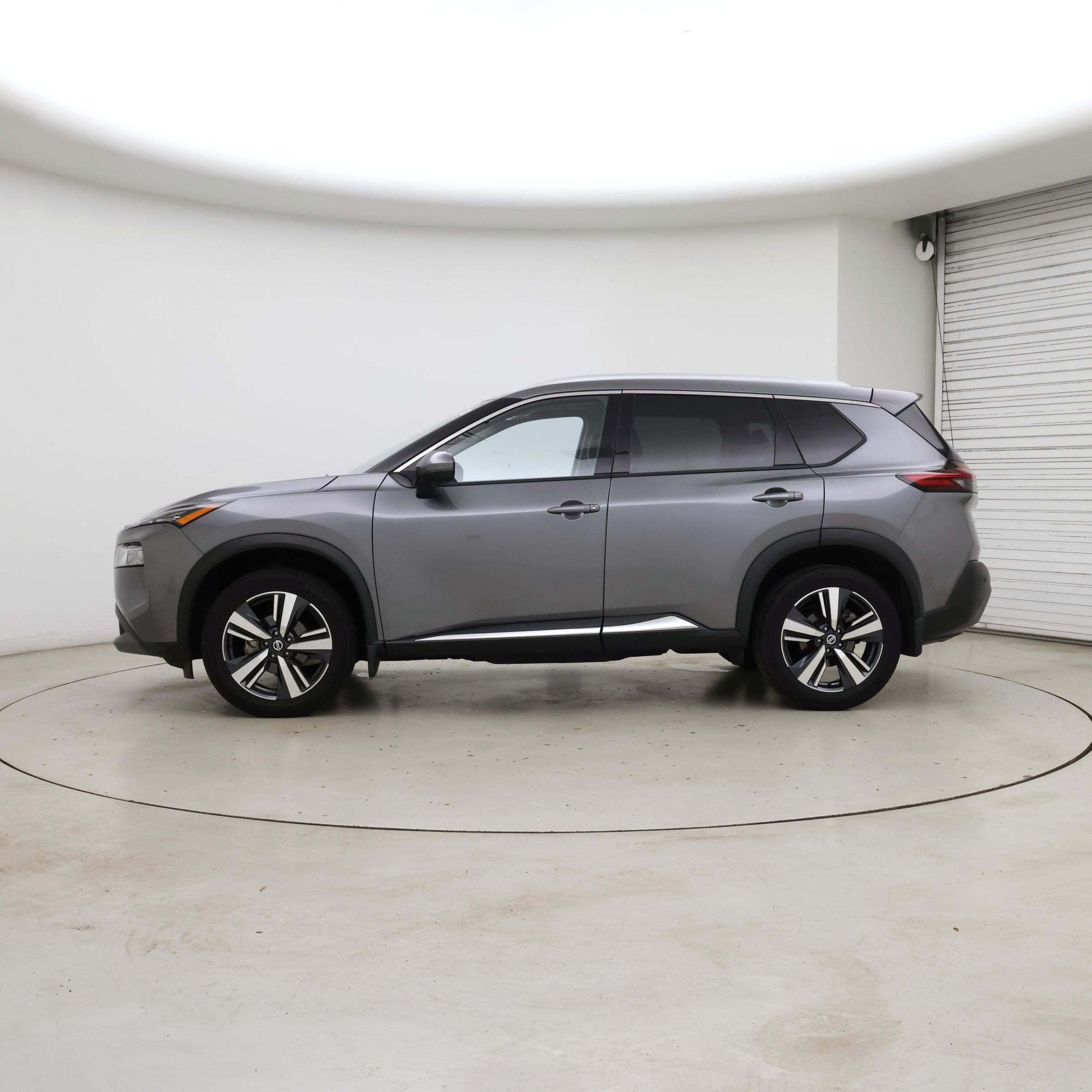 Thumbnail: 2021 Nissan Rogue - 3