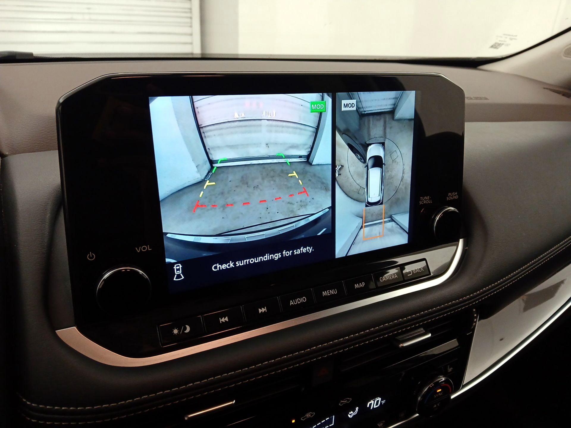 Thumbnail: 2023 Nissan Rogue - 15