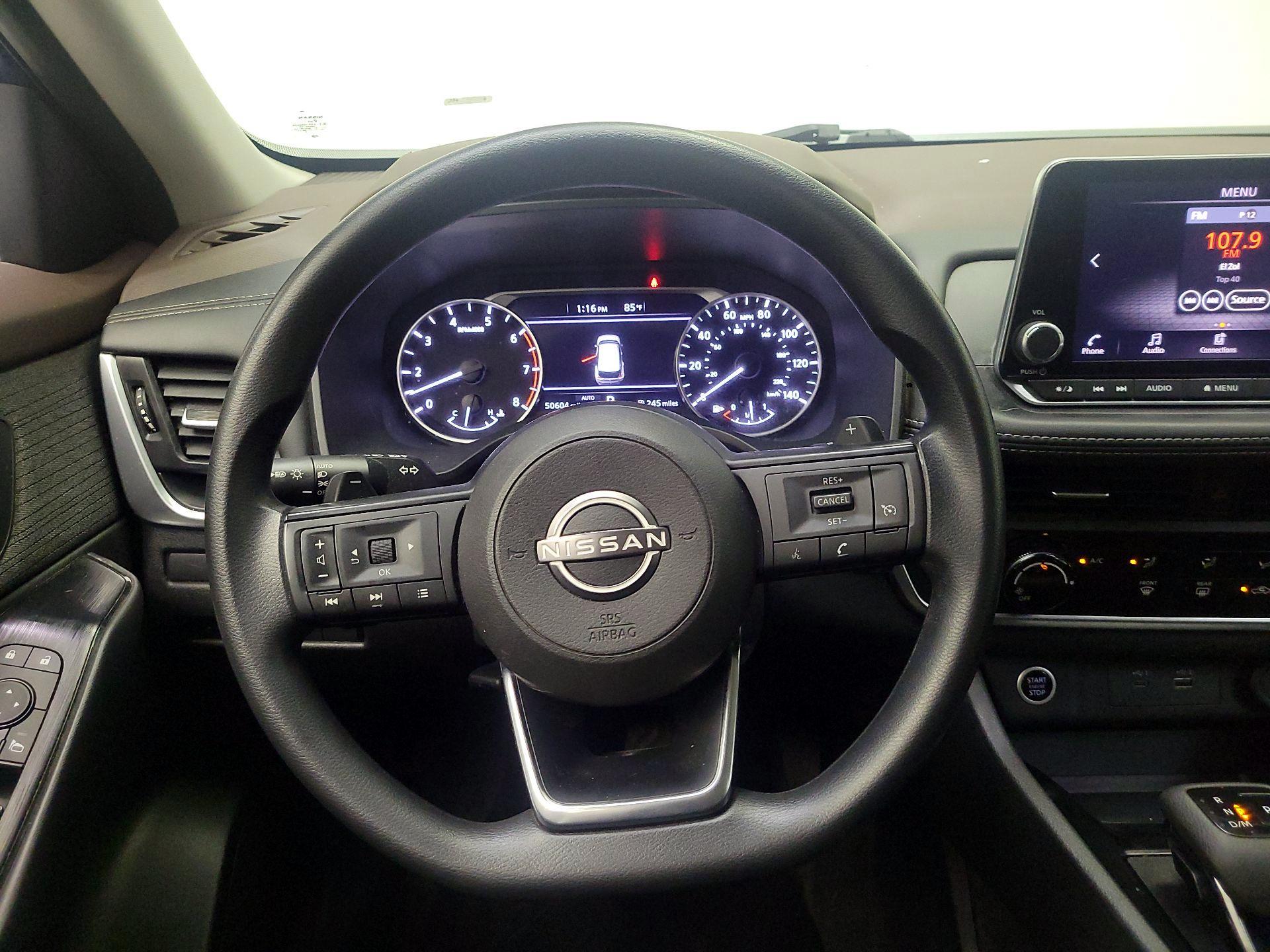 Thumbnail: 2023 Nissan Rogue - 10