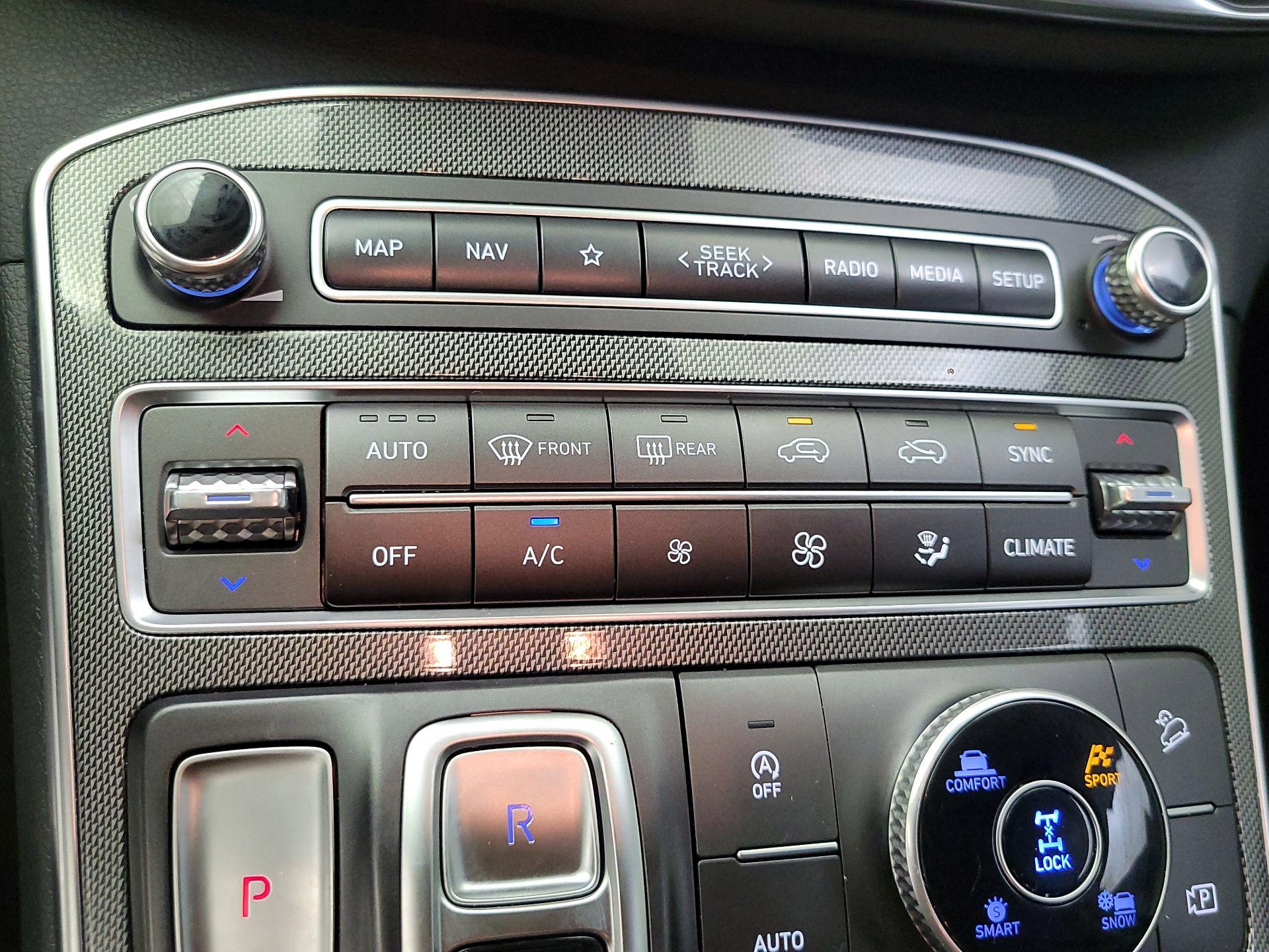 Thumbnail: 2023 Hyundai Santa Fe - 15