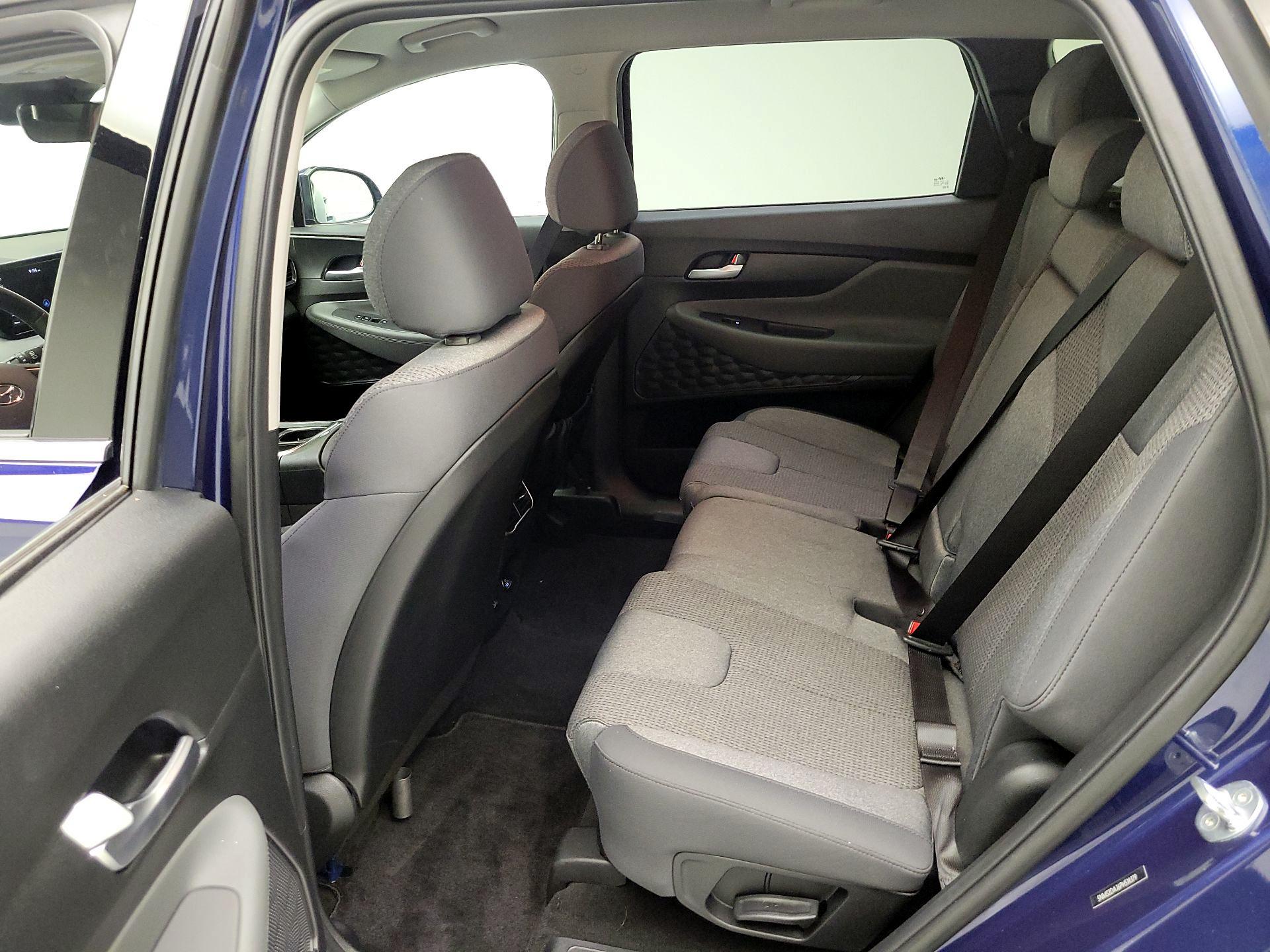 Thumbnail: 2023 Hyundai Santa Fe - 18