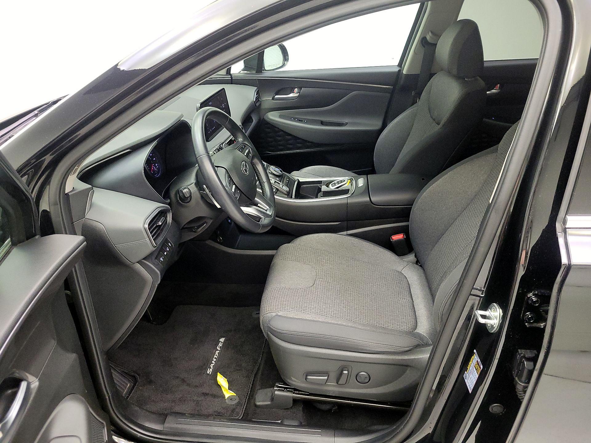 Thumbnail: 2023 Hyundai Santa Fe - 9