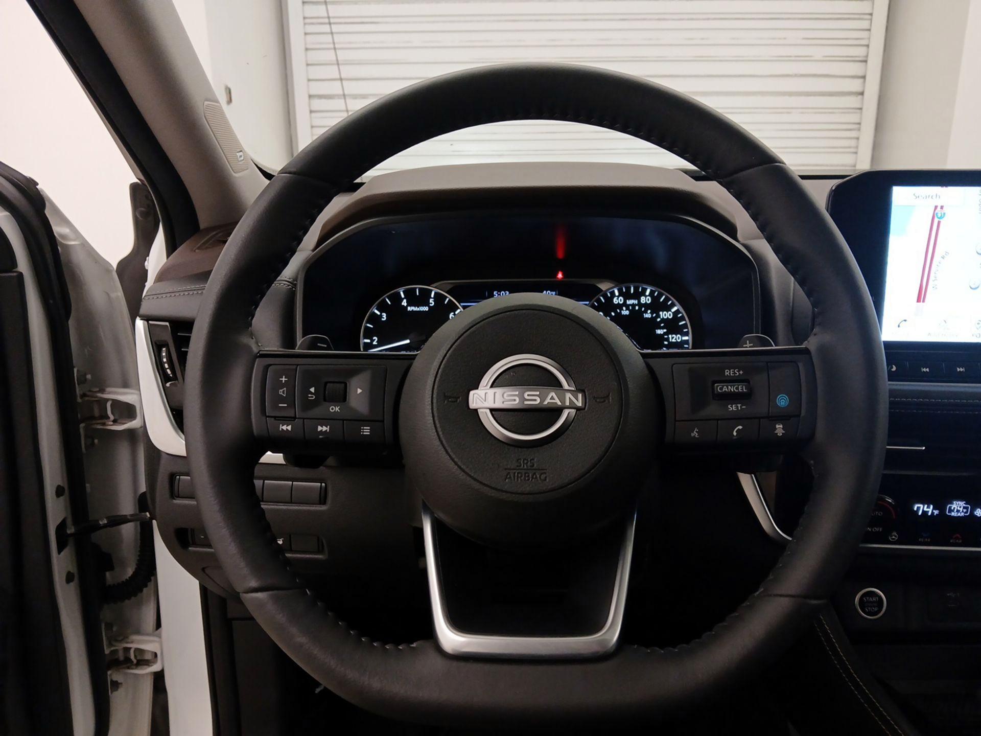 Thumbnail: 2023 Nissan Rogue - 10