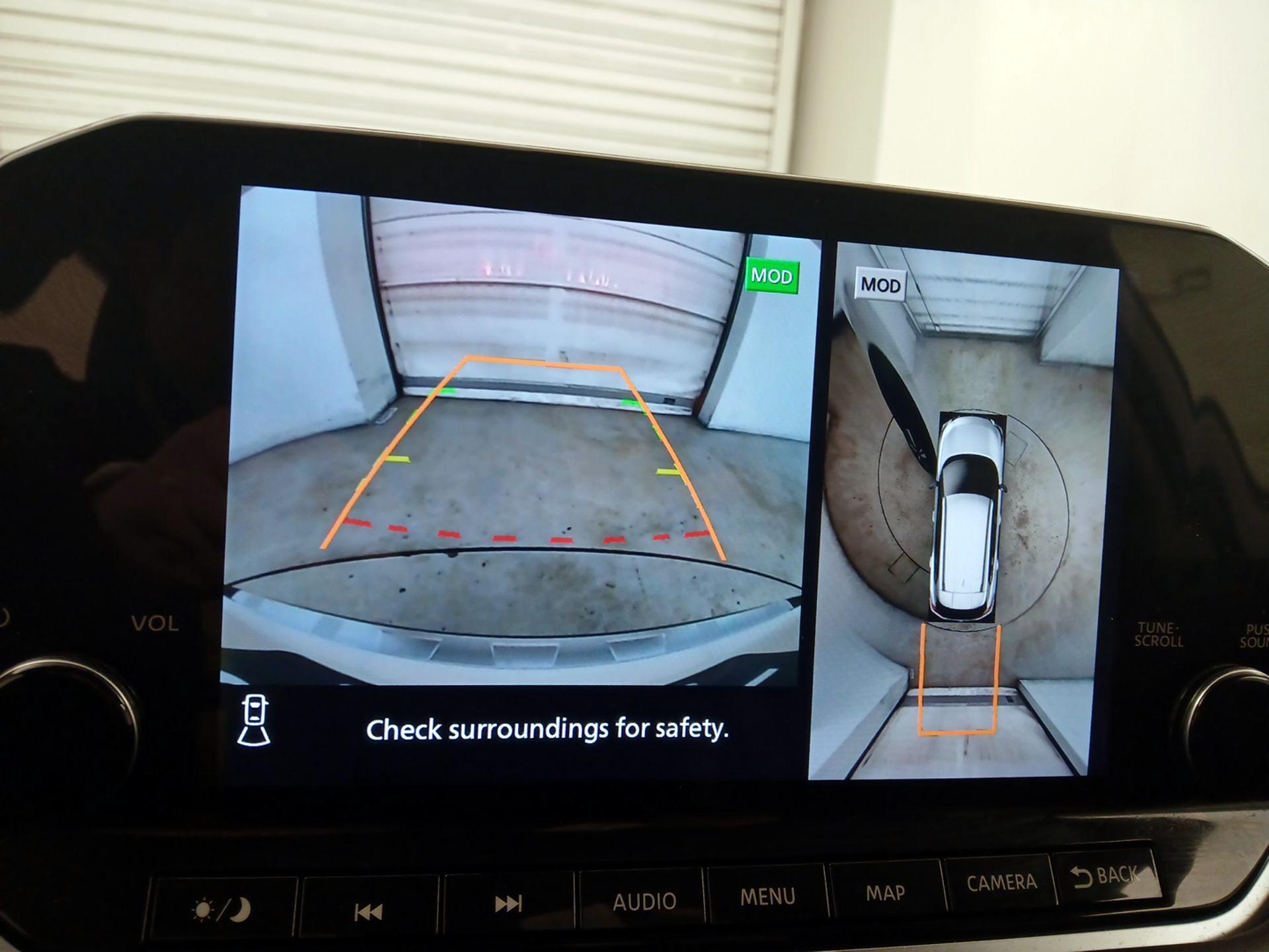 Thumbnail: 2023 Nissan Rogue - 15