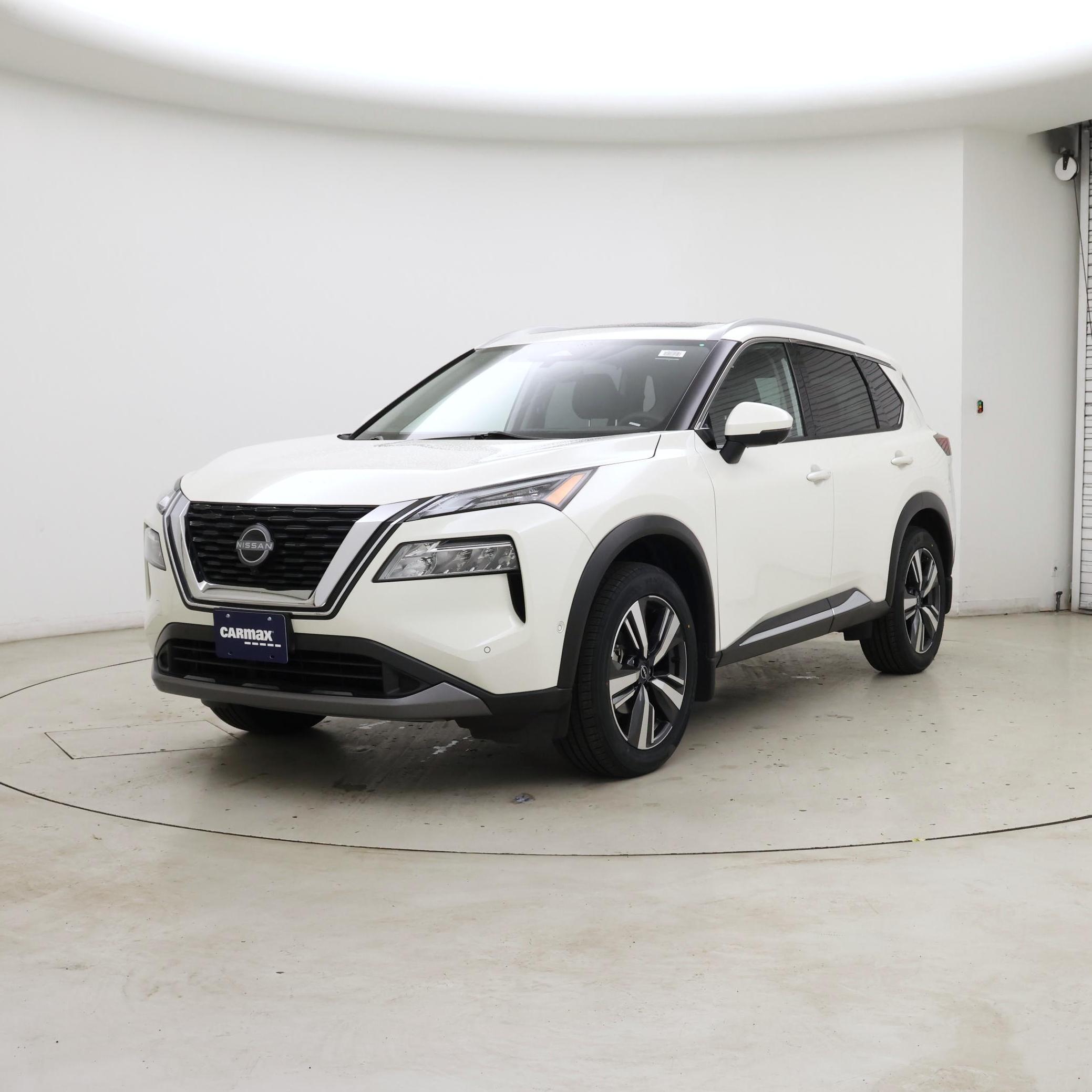 Thumbnail: 2023 Nissan Rogue - 4