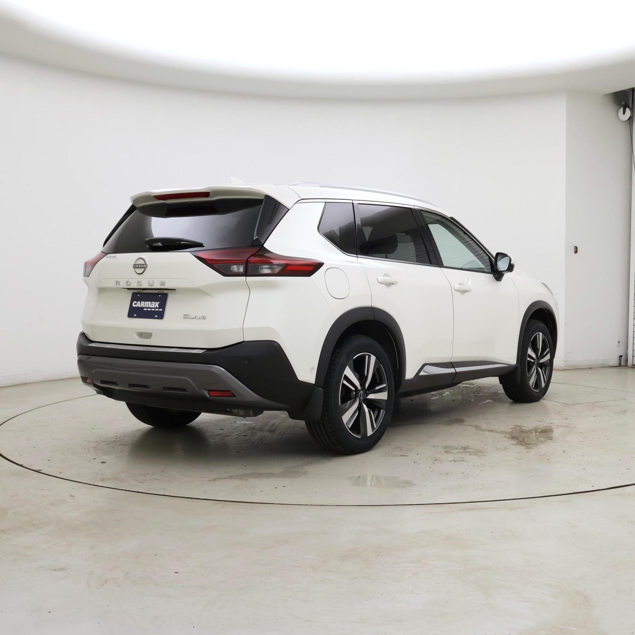 Thumbnail: 2023 Nissan Rogue - 8