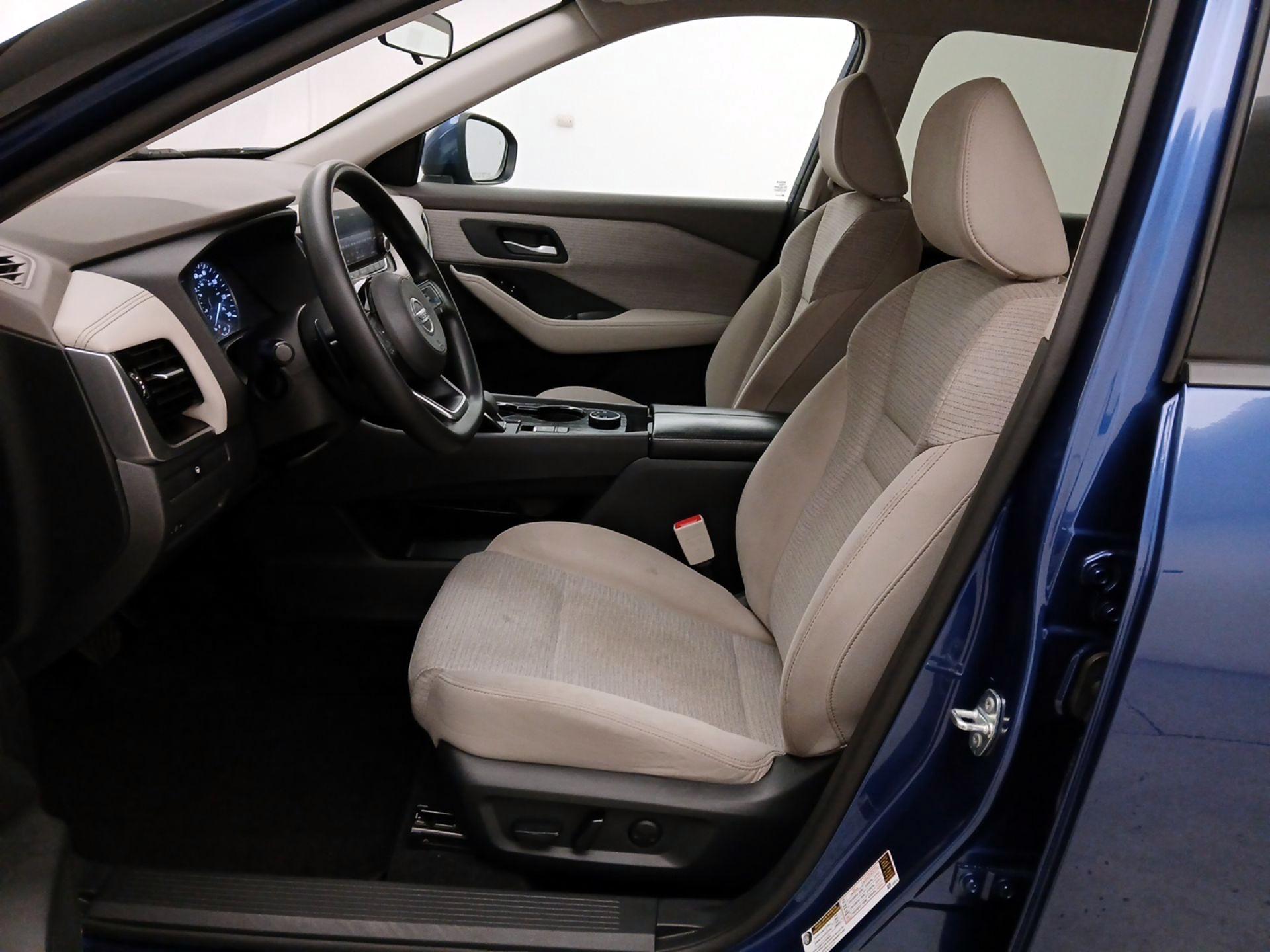 Thumbnail: 2021 Nissan Rogue - 11