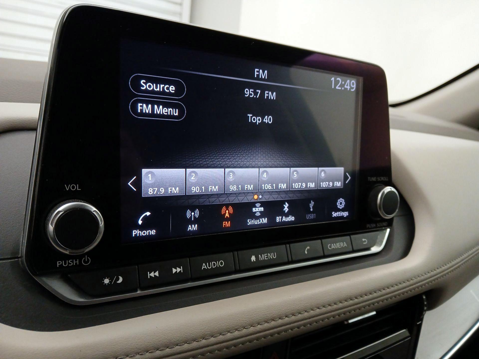 Thumbnail: 2021 Nissan Rogue - 15