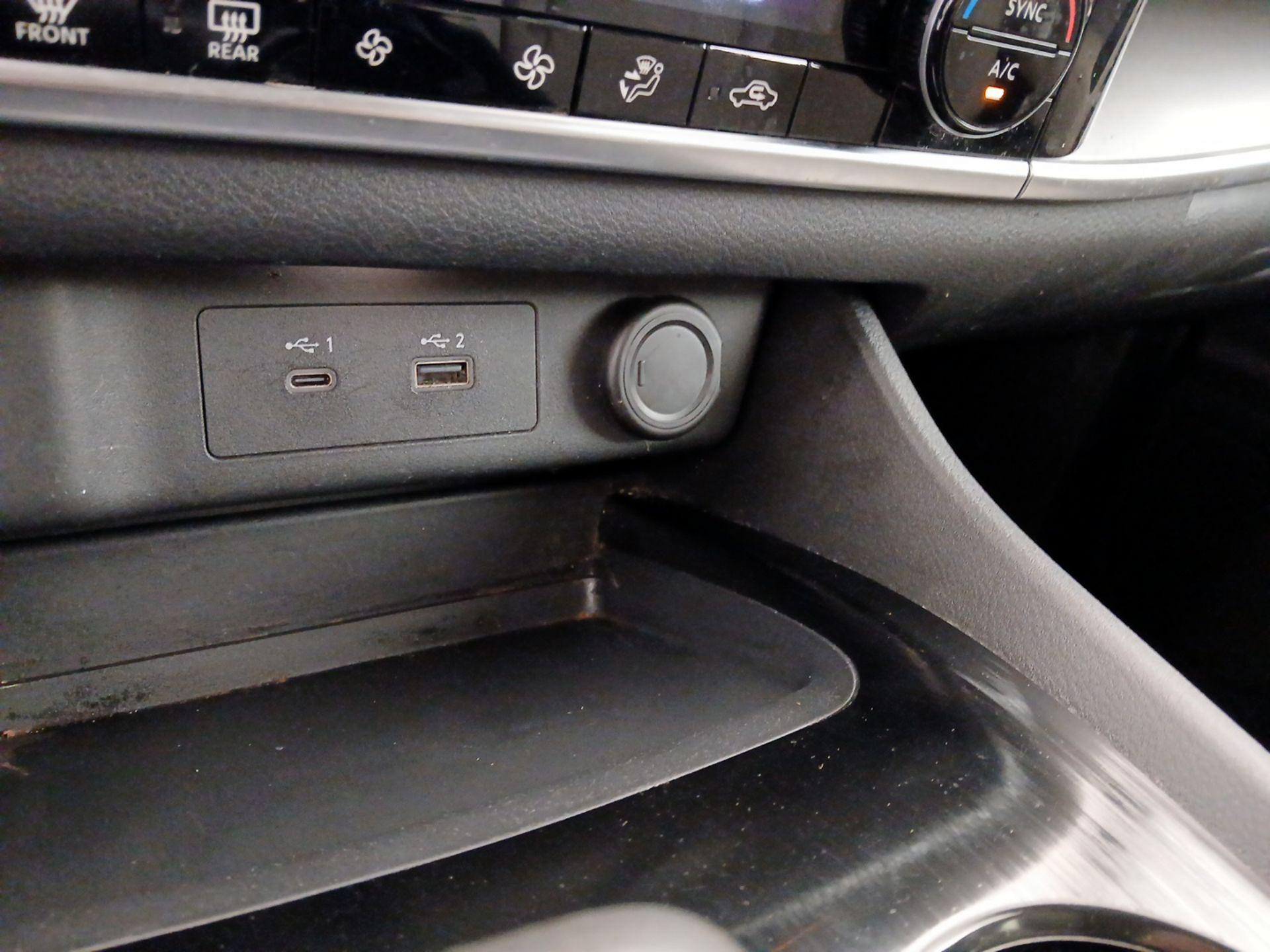 Thumbnail: 2021 Nissan Rogue - 18