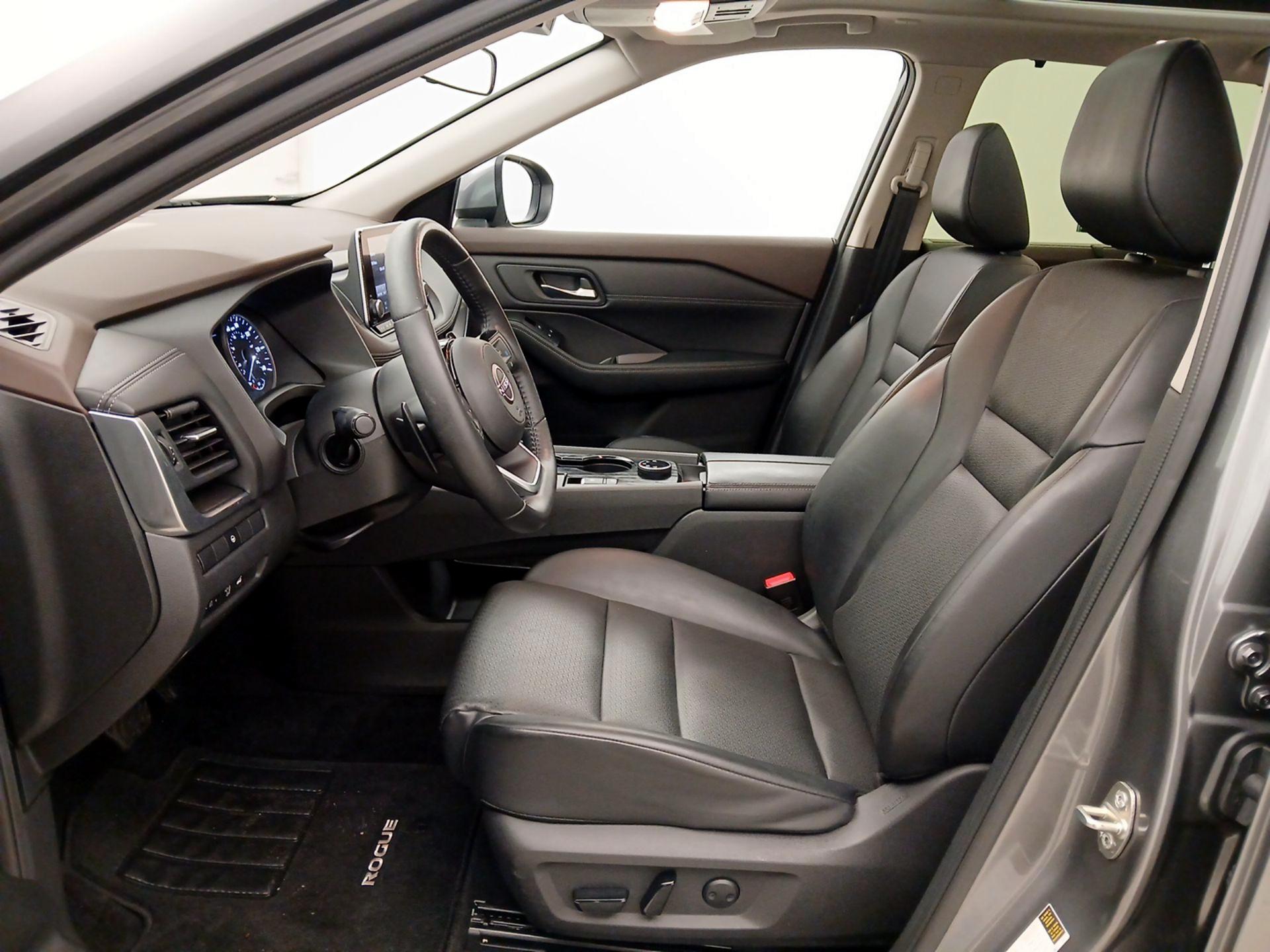 Thumbnail: 2023 Nissan Rogue - 11