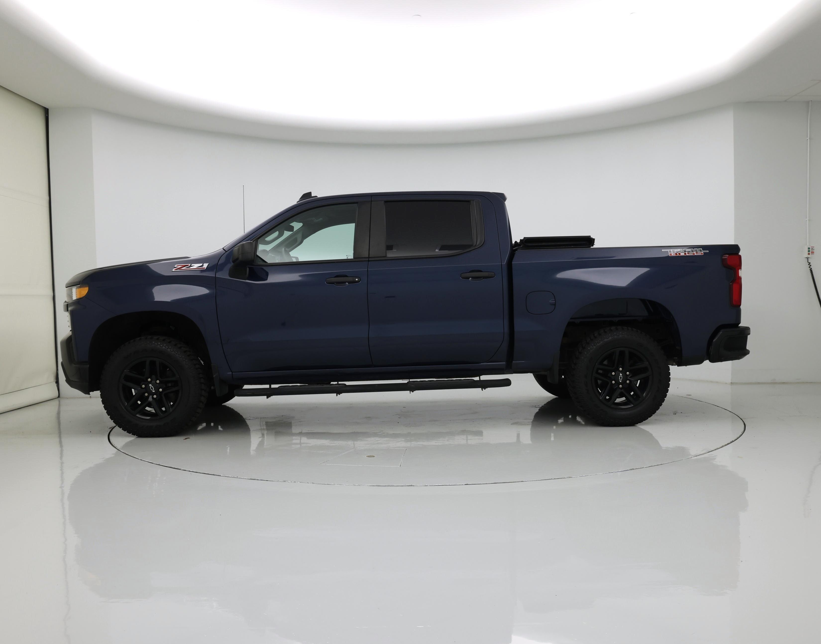Thumbnail: 2021 Chevrolet Silverado 1500 - 3