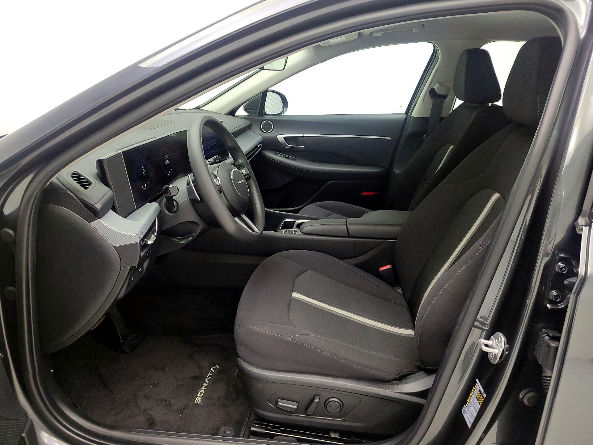 Thumbnail: 2025 Hyundai Sonata - 9