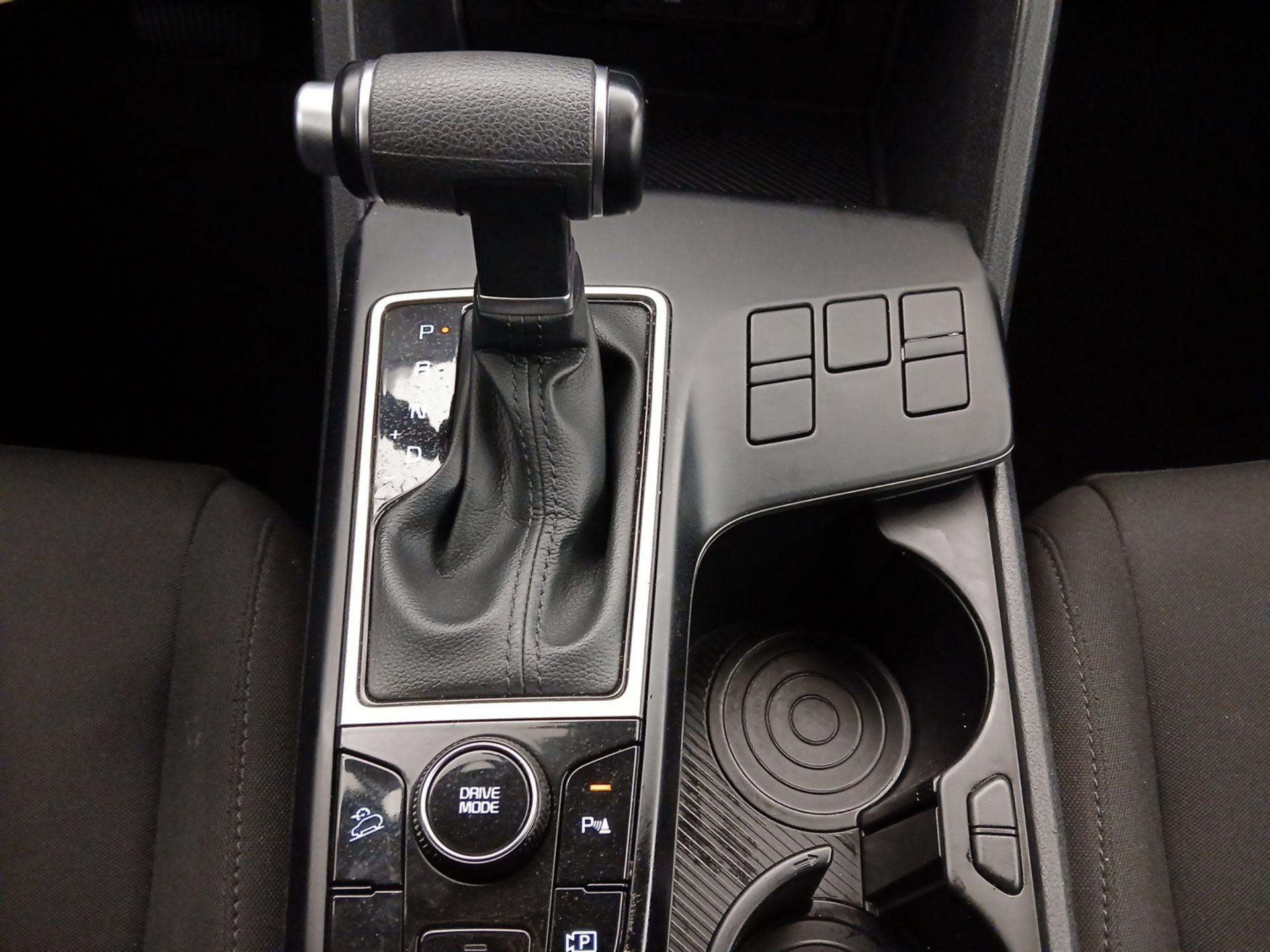 Thumbnail: 2024 Kia Sportage - 17