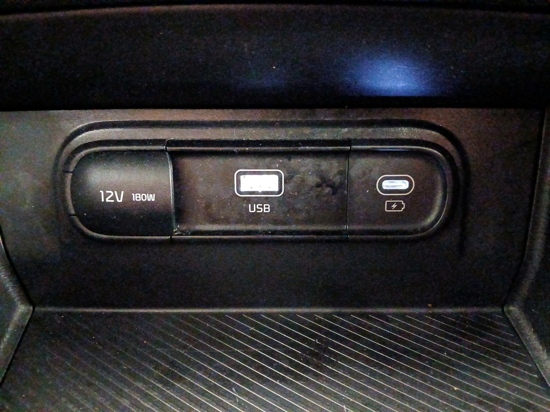 Thumbnail: 2024 Kia Sportage - 18