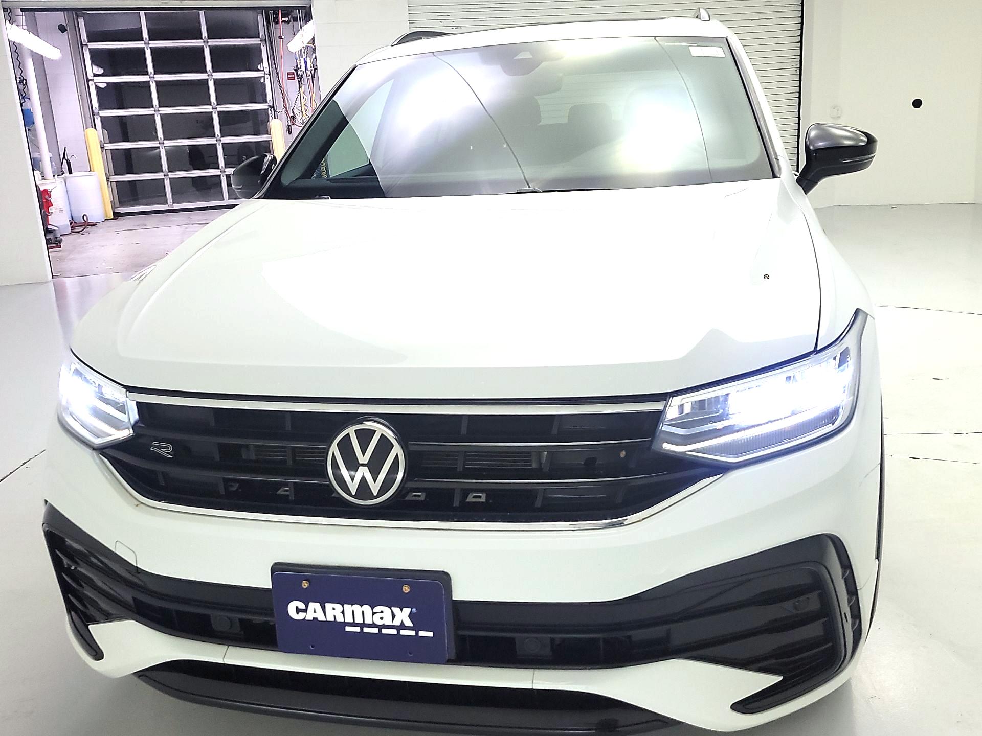 Thumbnail: 2022 Volkswagen Tiguan - 2