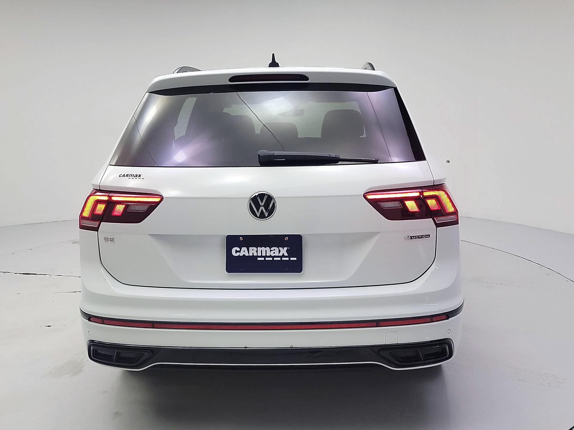 Thumbnail: 2022 Volkswagen Tiguan - 6